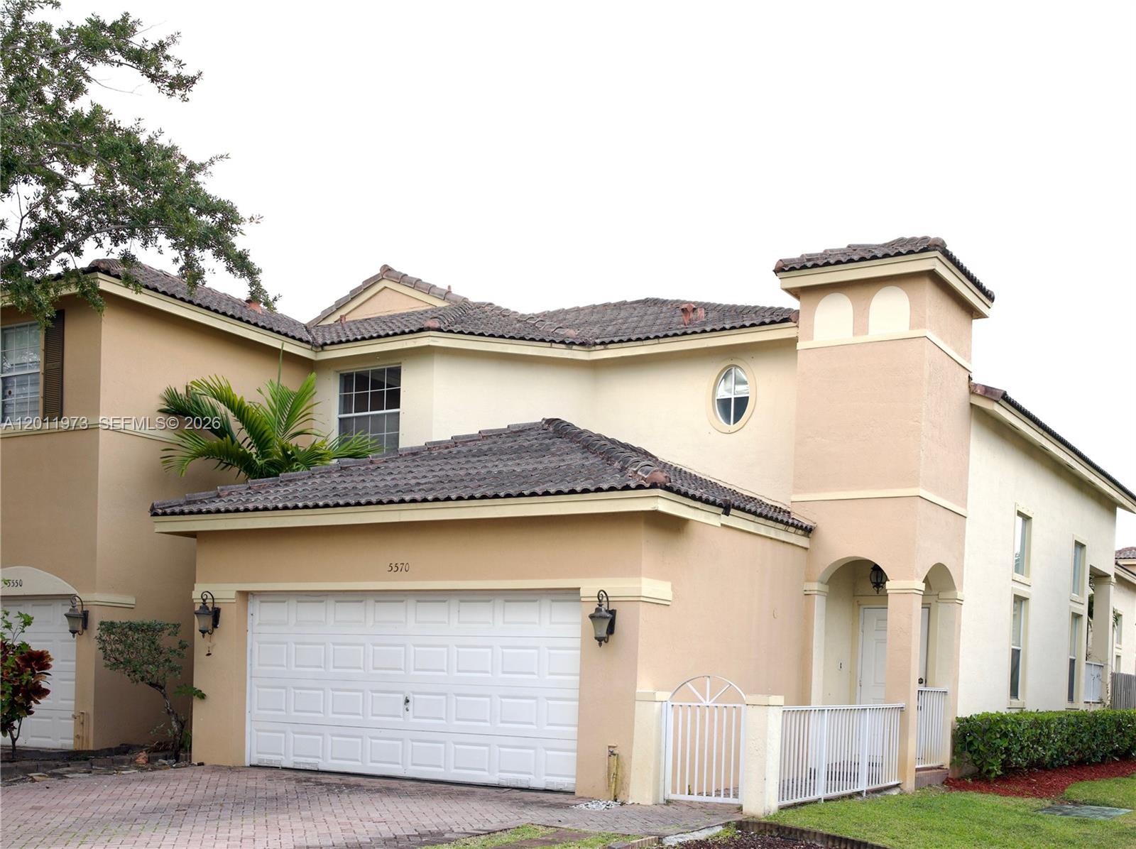 5570 NW 113th Ct
