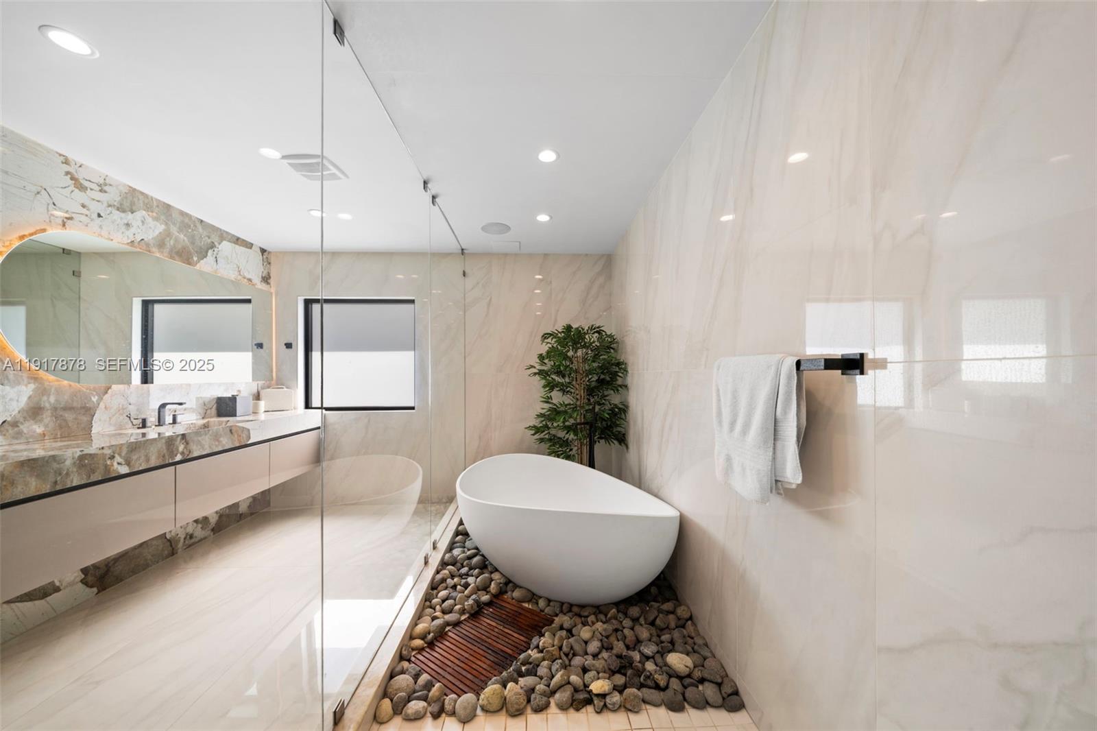 NORMANDY GOLF COURSE - Residential