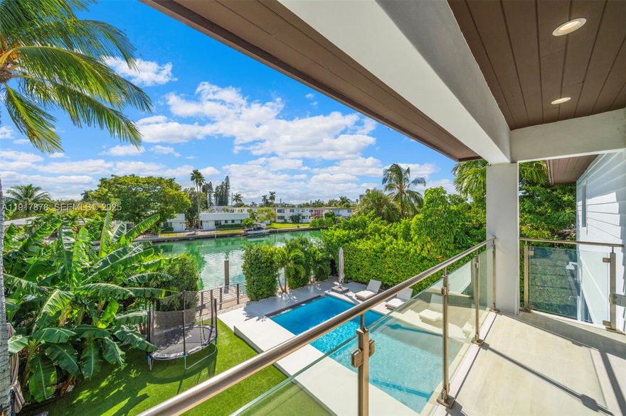 Normandy Island’s premier double-lot opportunity!
710 + 700 S Shore Drive offer 120 ft of waterfront and 21,000+ SF of land. The reimagined 5BD/5.5BA modern residence spans 4,295 SF on a 10,200 SF lot with 60 ft of pristine frontage. Offered at $11.5M with the adjacent 700 S Shore lot, creating an ultra-private compound site or full new-development canvas. Turn-key luxury living with endless potential for a guest house, padel court, and resort-style amenities.