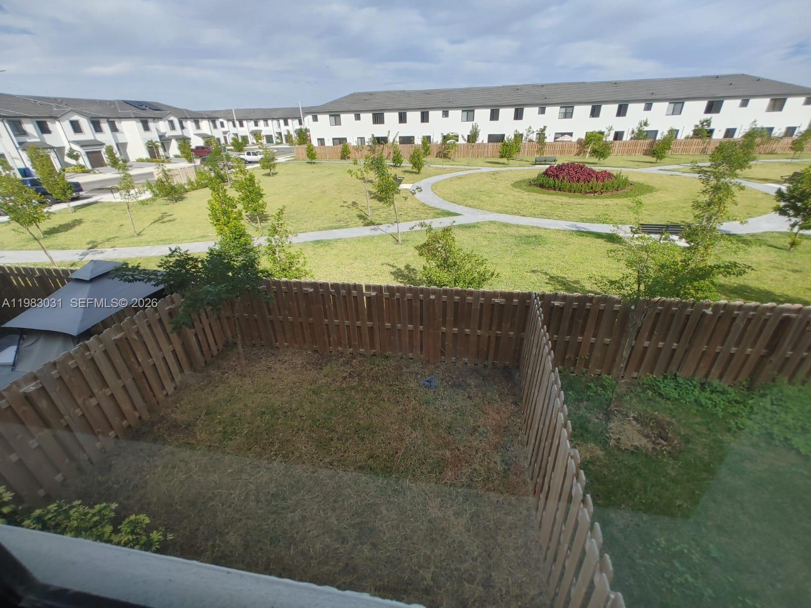 CENTURY PARK SQUARE - Residential Lease