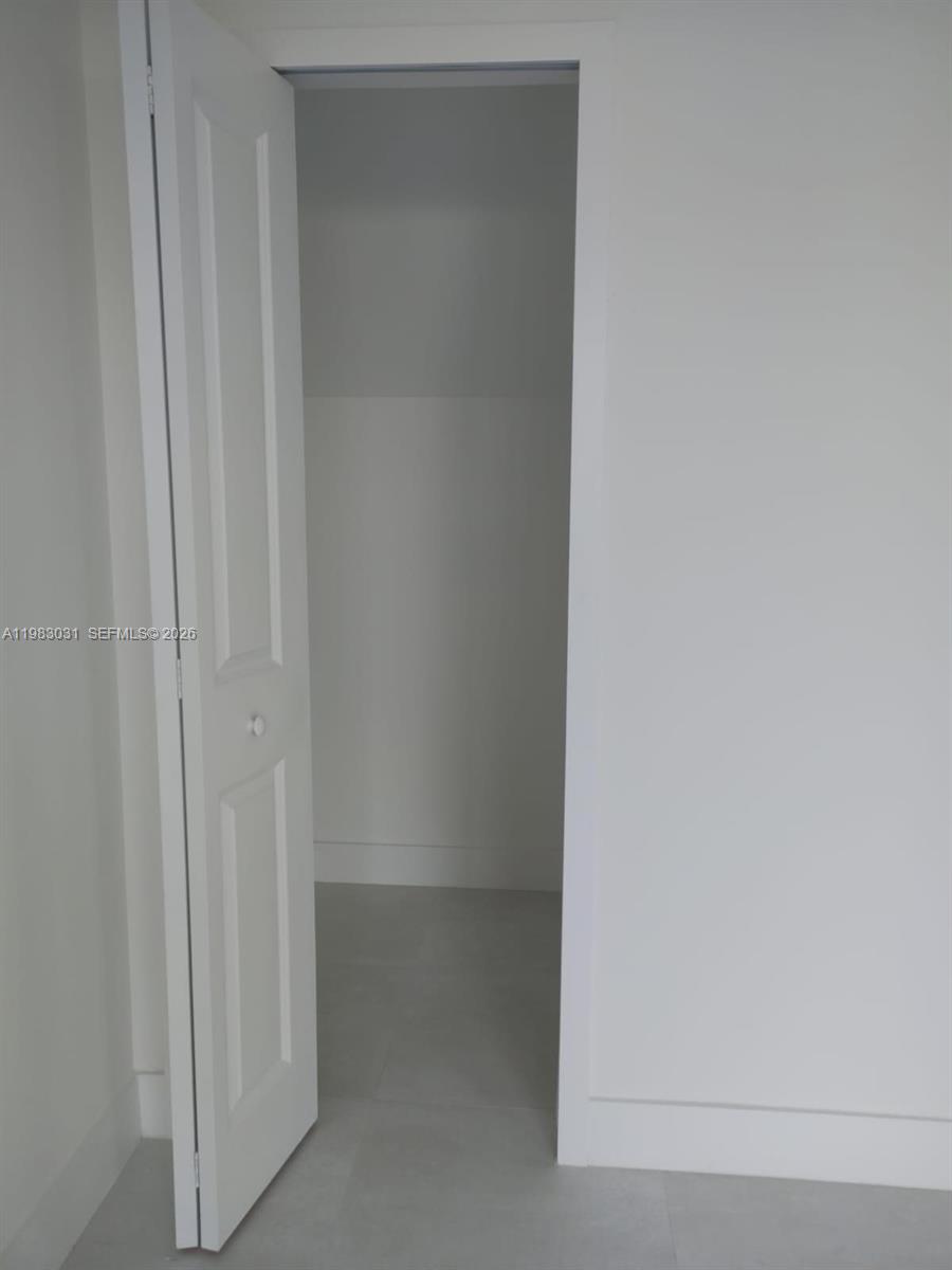 CENTURY PARK SQUARE - Residential Lease