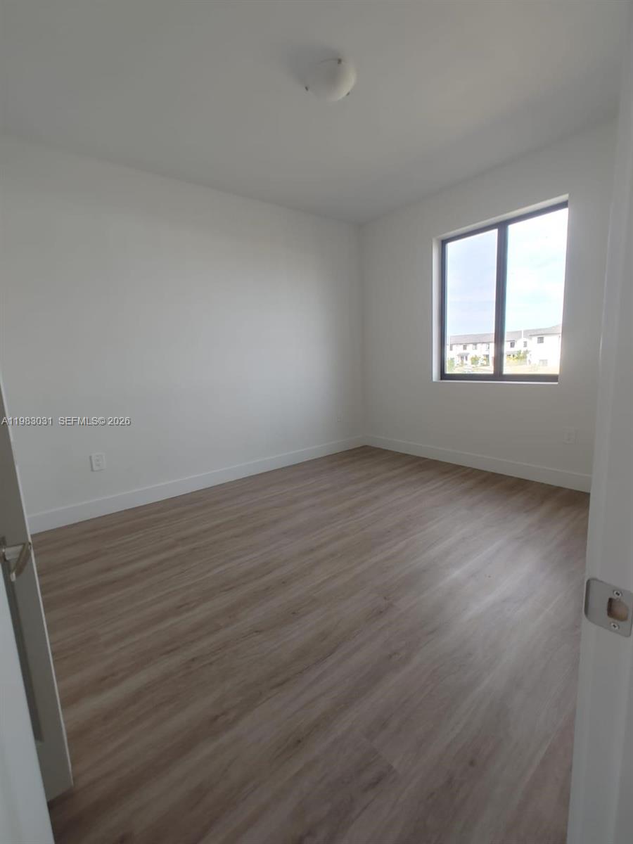 CENTURY PARK SQUARE - Residential Lease