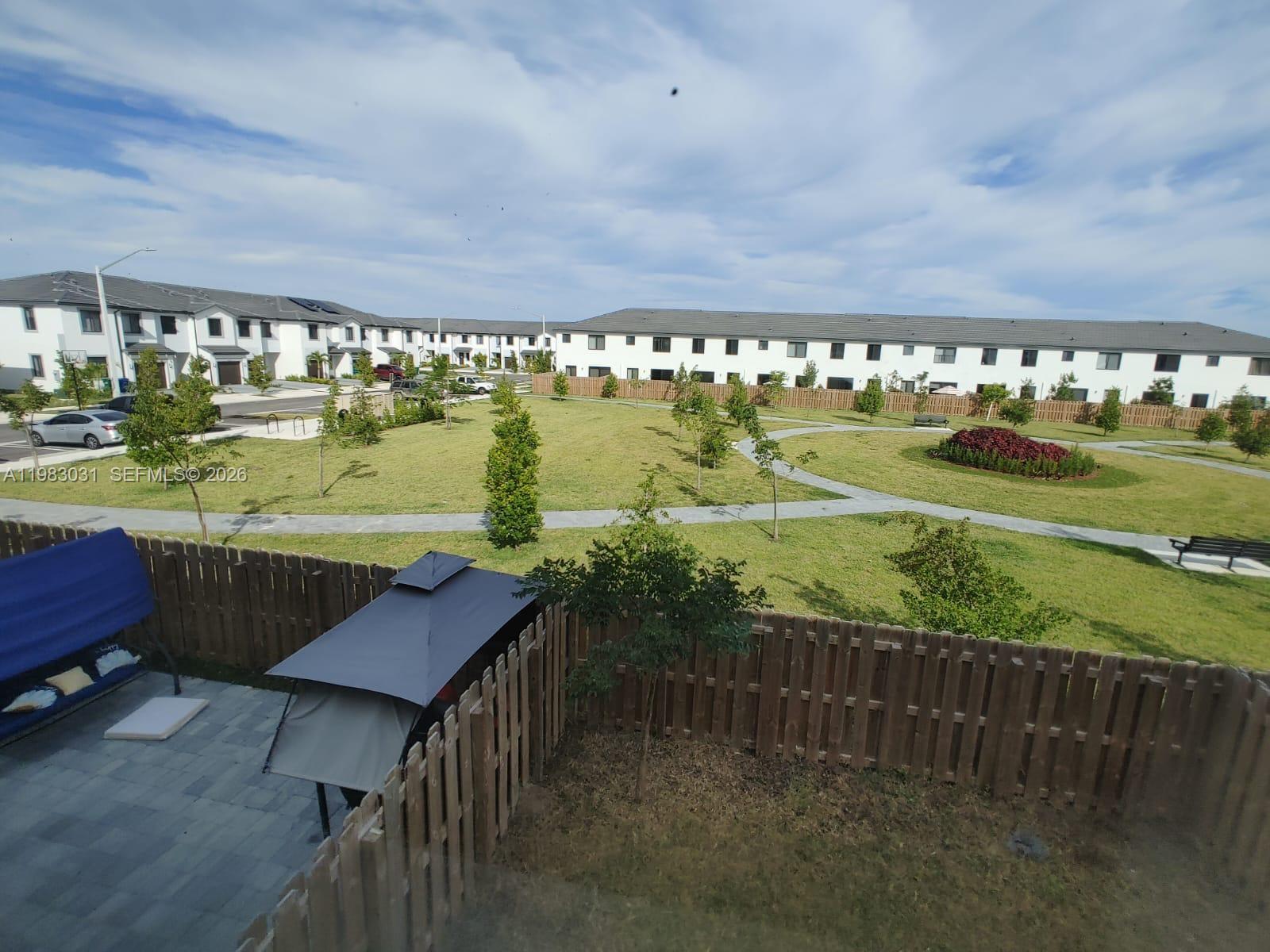 CENTURY PARK SQUARE - Residential Lease