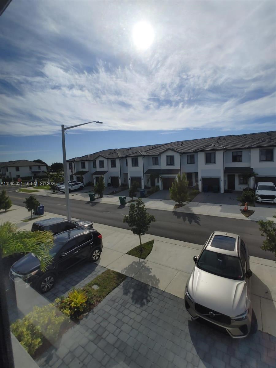 CENTURY PARK SQUARE - Residential Lease