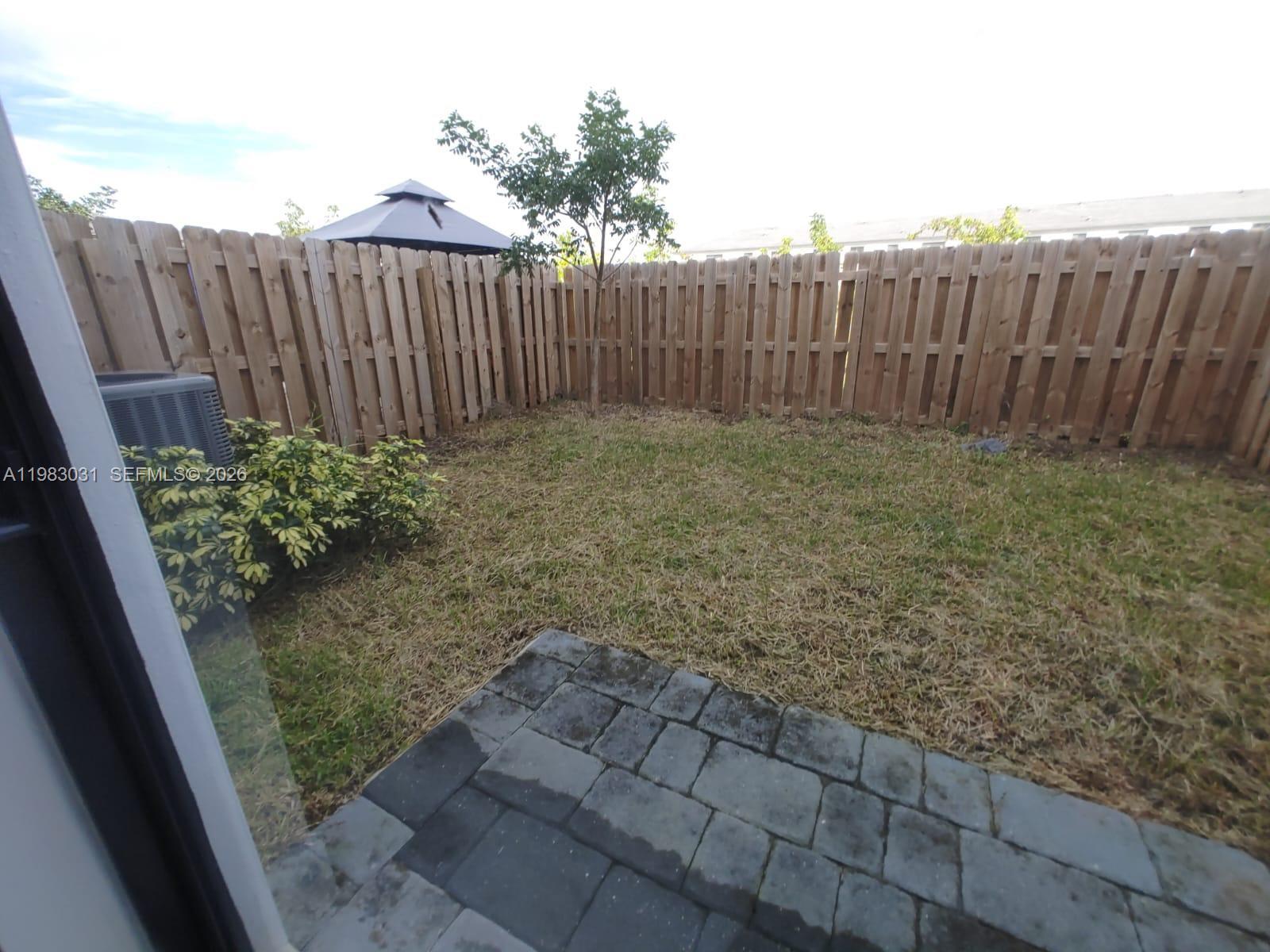 CENTURY PARK SQUARE - Residential Lease