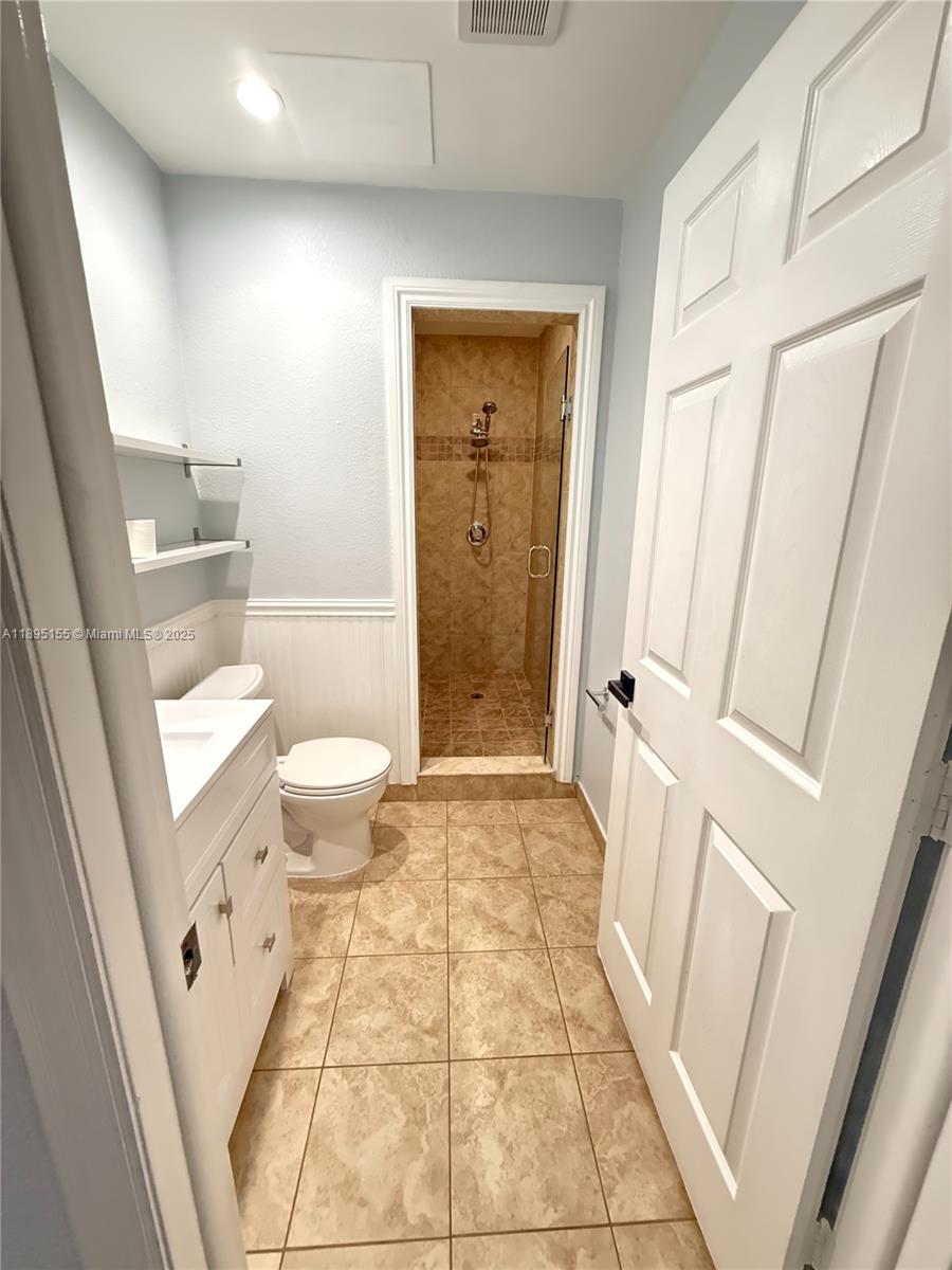 GRAND VISTA CONDO - Residential Lease