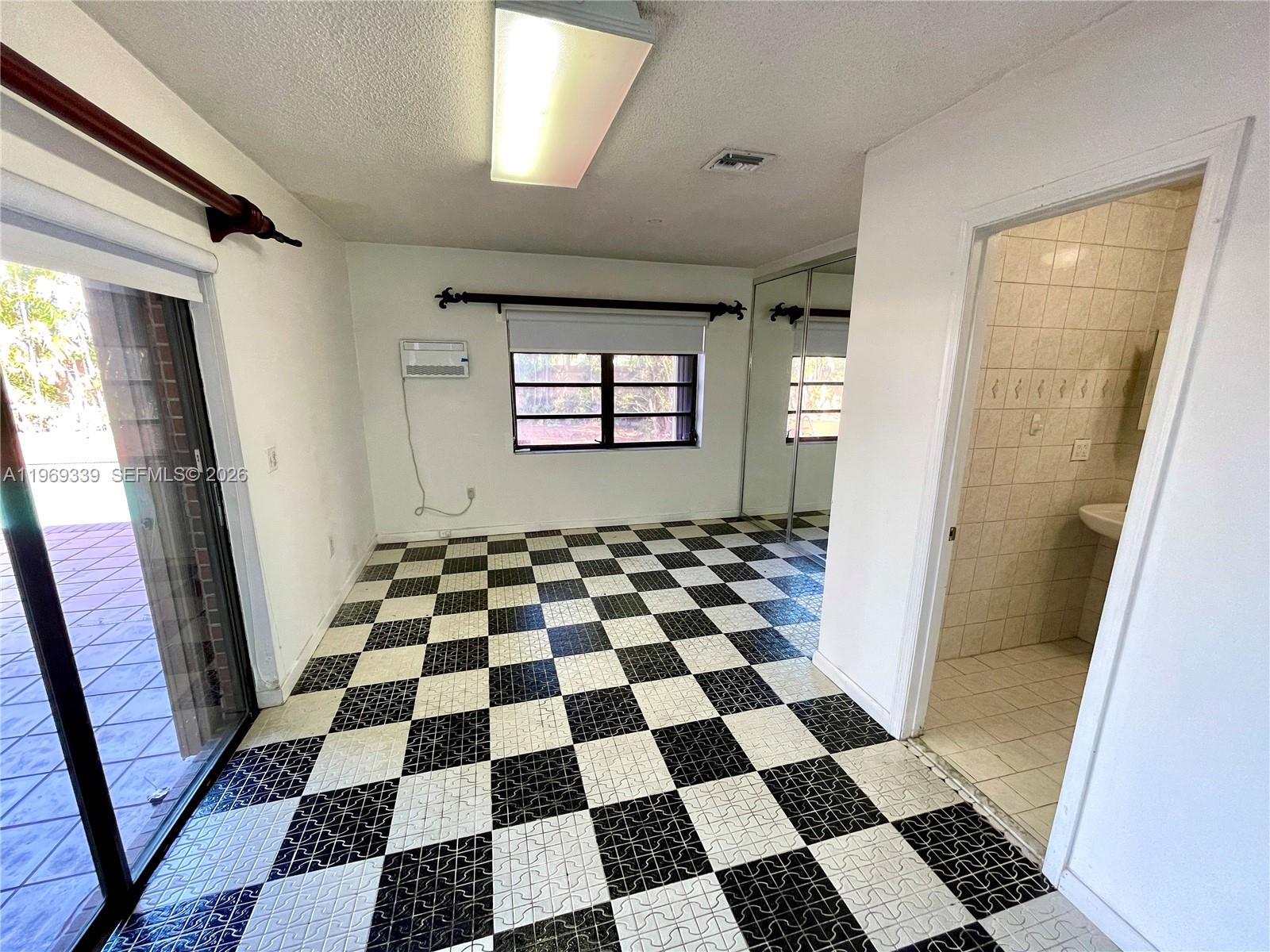 CANTELOP 1ST ADDN - Residential Lease