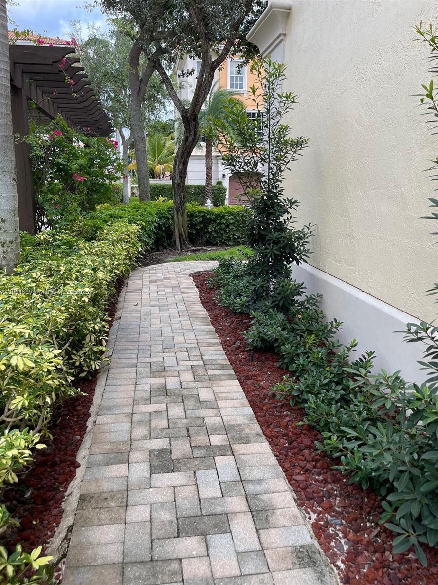 TRIESTE AT BOCA - Residential