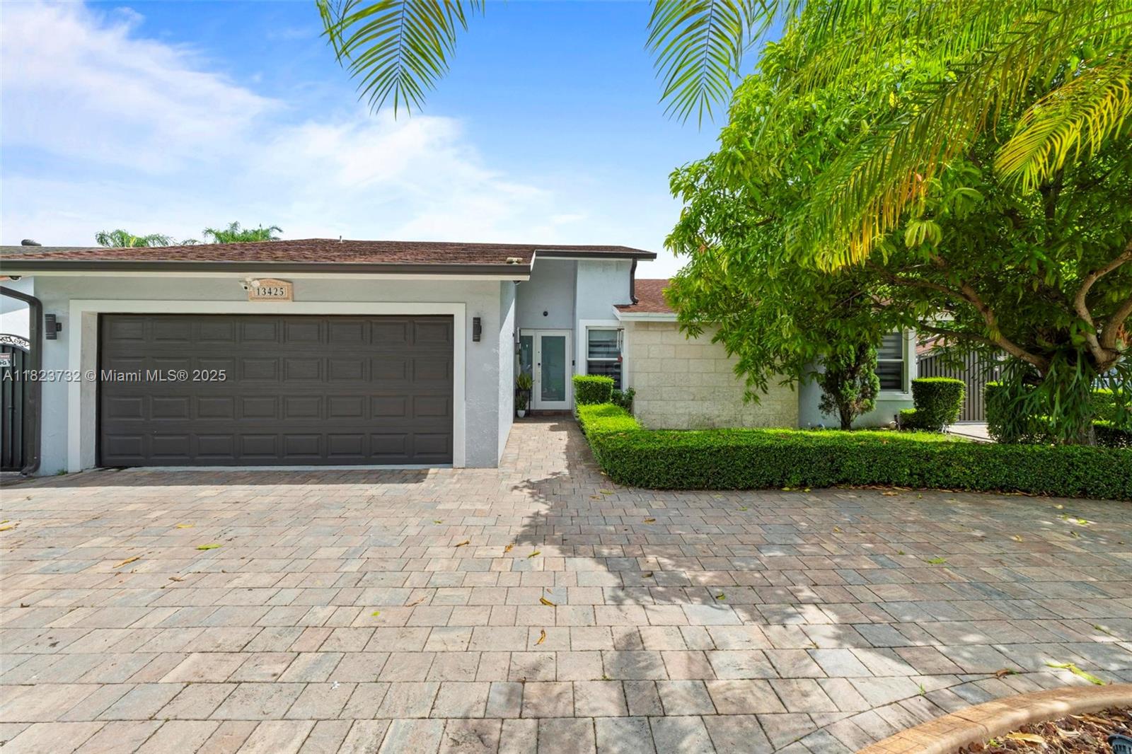 13425 Sw 91st Ter, Miami, Broward County, Florida - 3 Bedrooms  
2 Bathrooms - 