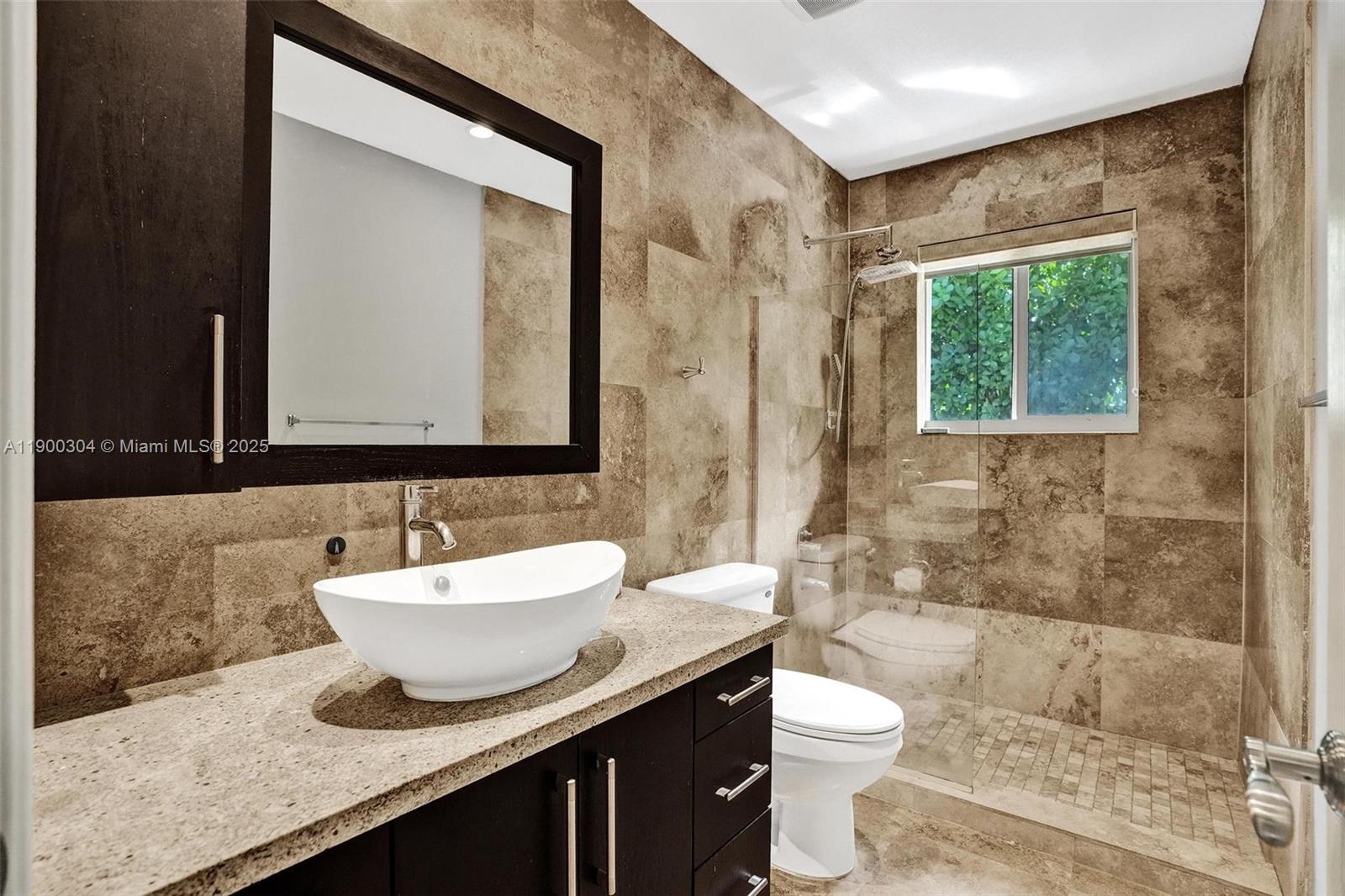 SAN SOUCI ESTATES - Residential Lease