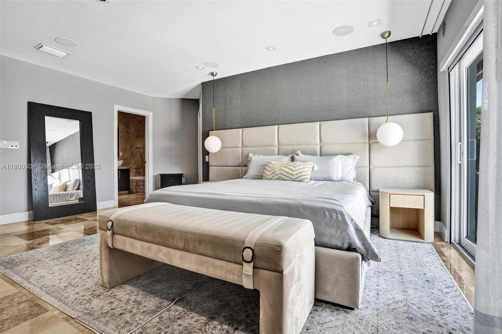 SAN SOUCI ESTATES - Residential Lease