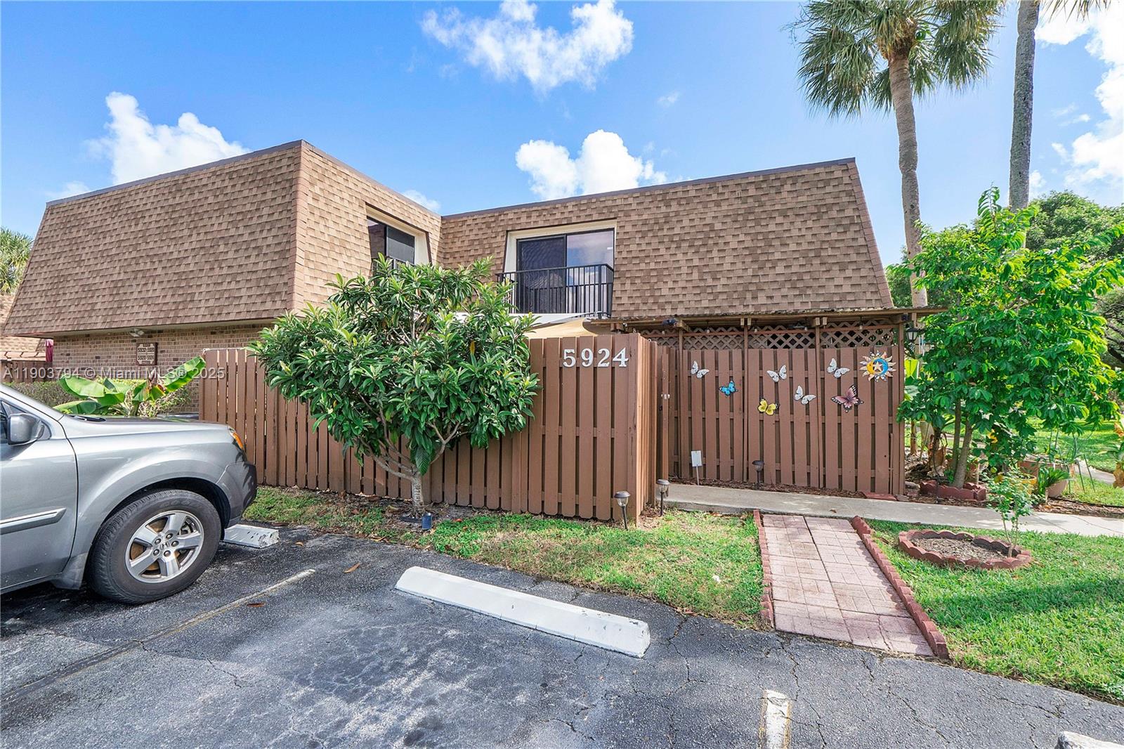 WOODLAND LAKE ESTATES - Residential