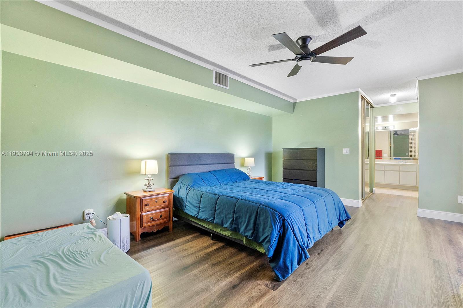 WOODLAND LAKE ESTATES - Residential