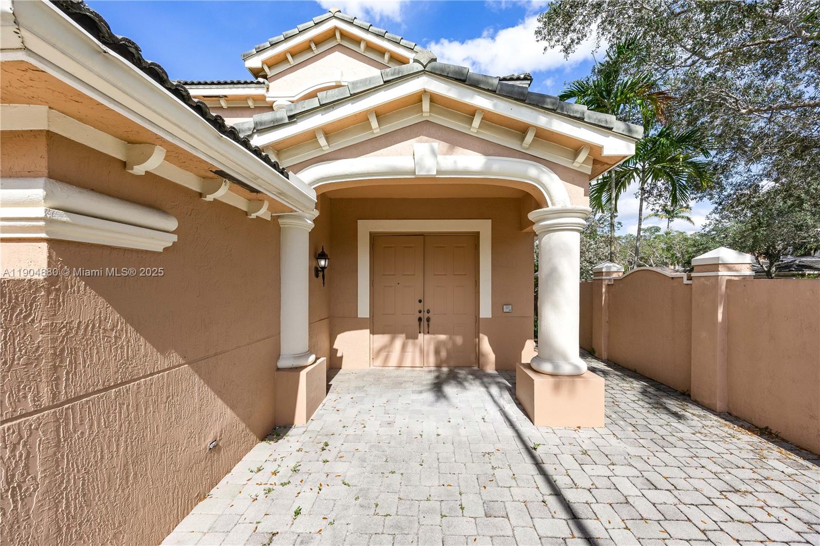 COURTSIDE AT WESTON HILLS - Residential Lease