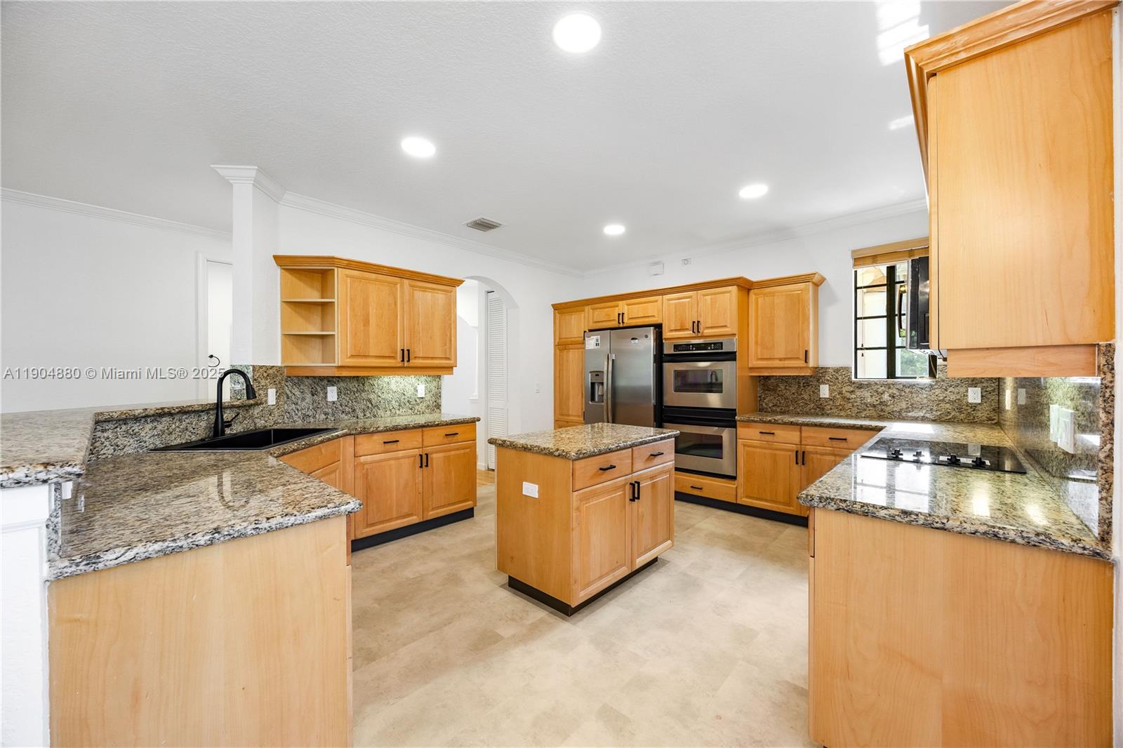 COURTSIDE AT WESTON HILLS - Residential Lease