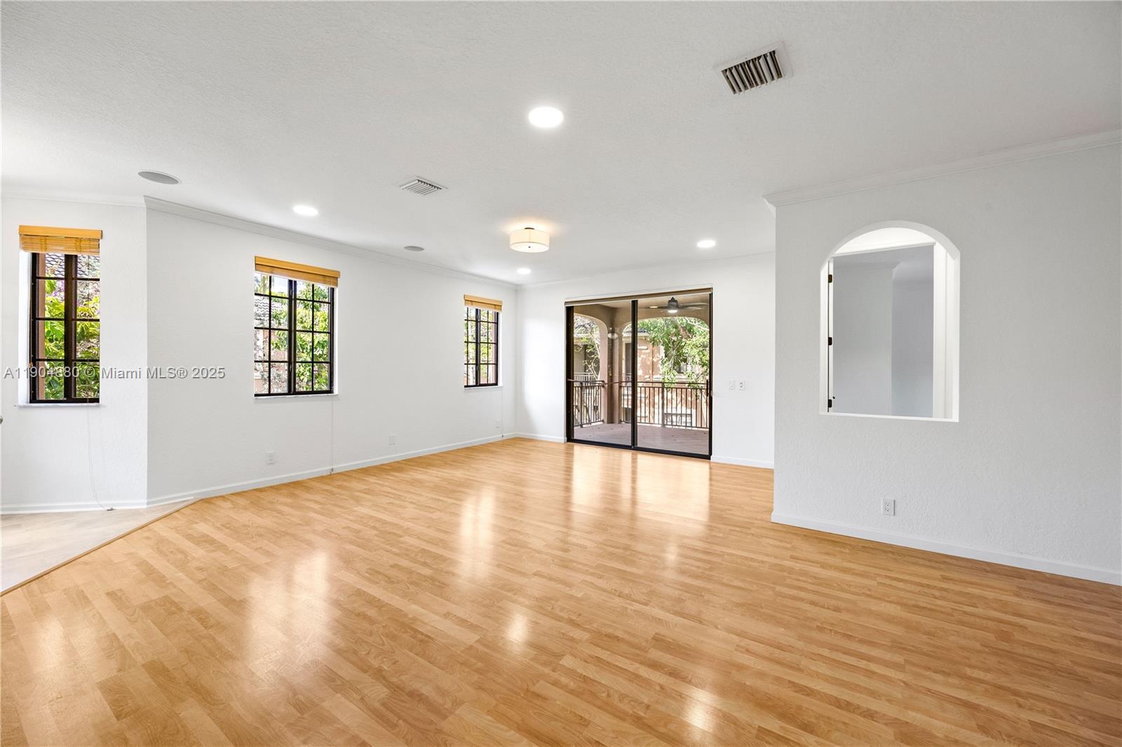 COURTSIDE AT WESTON HILLS - Residential Lease