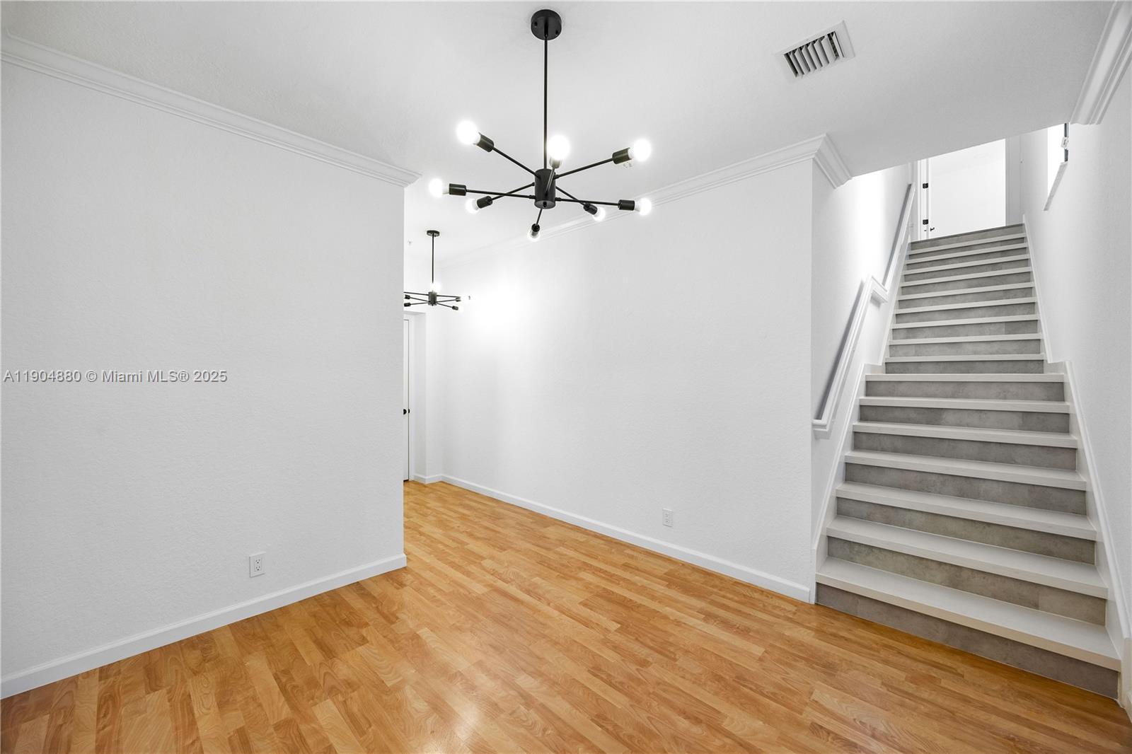 COURTSIDE AT WESTON HILLS - Residential Lease