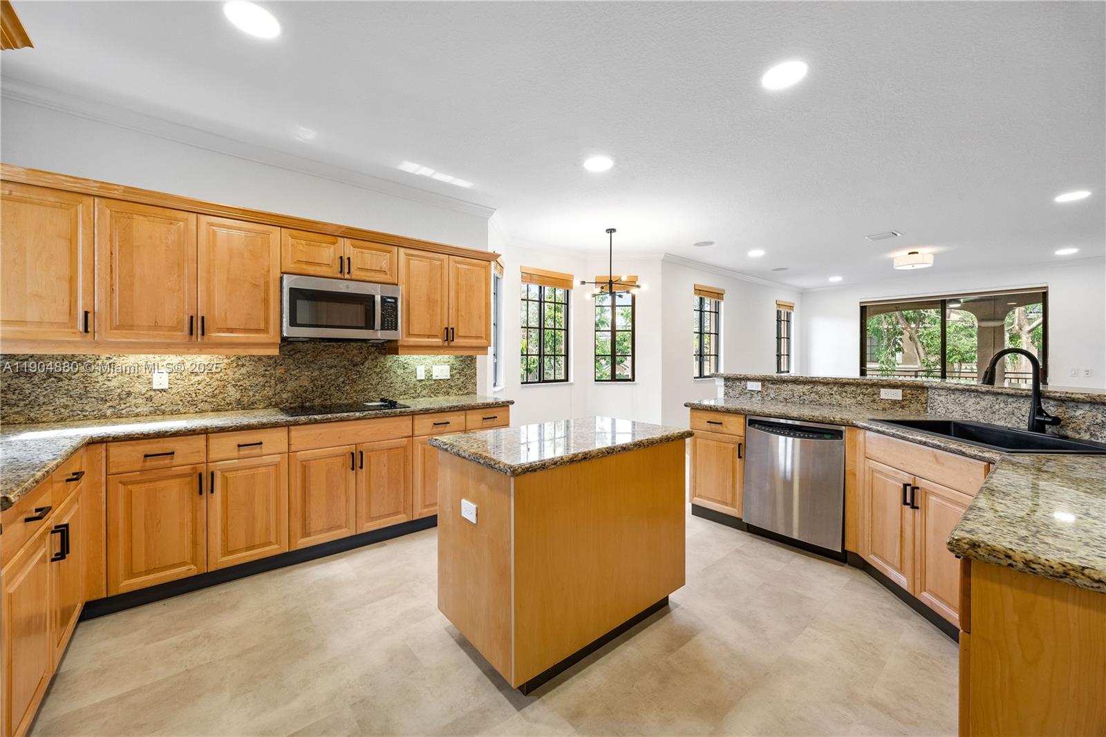 COURTSIDE AT WESTON HILLS - Residential Lease