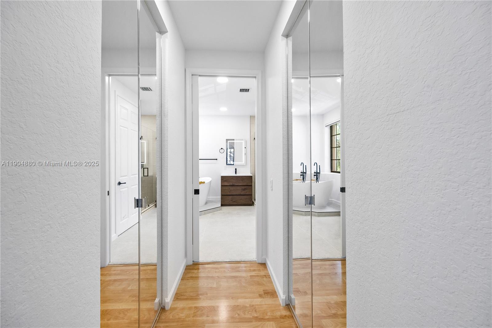 COURTSIDE AT WESTON HILLS - Residential Lease