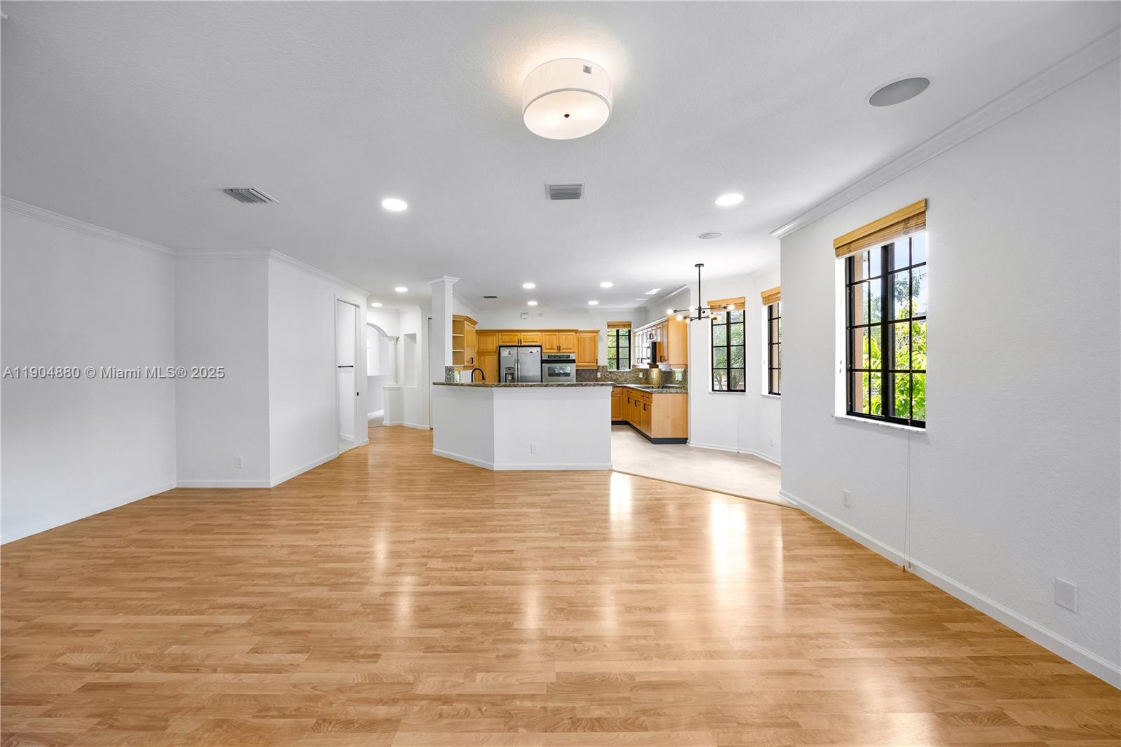 COURTSIDE AT WESTON HILLS - Residential Lease