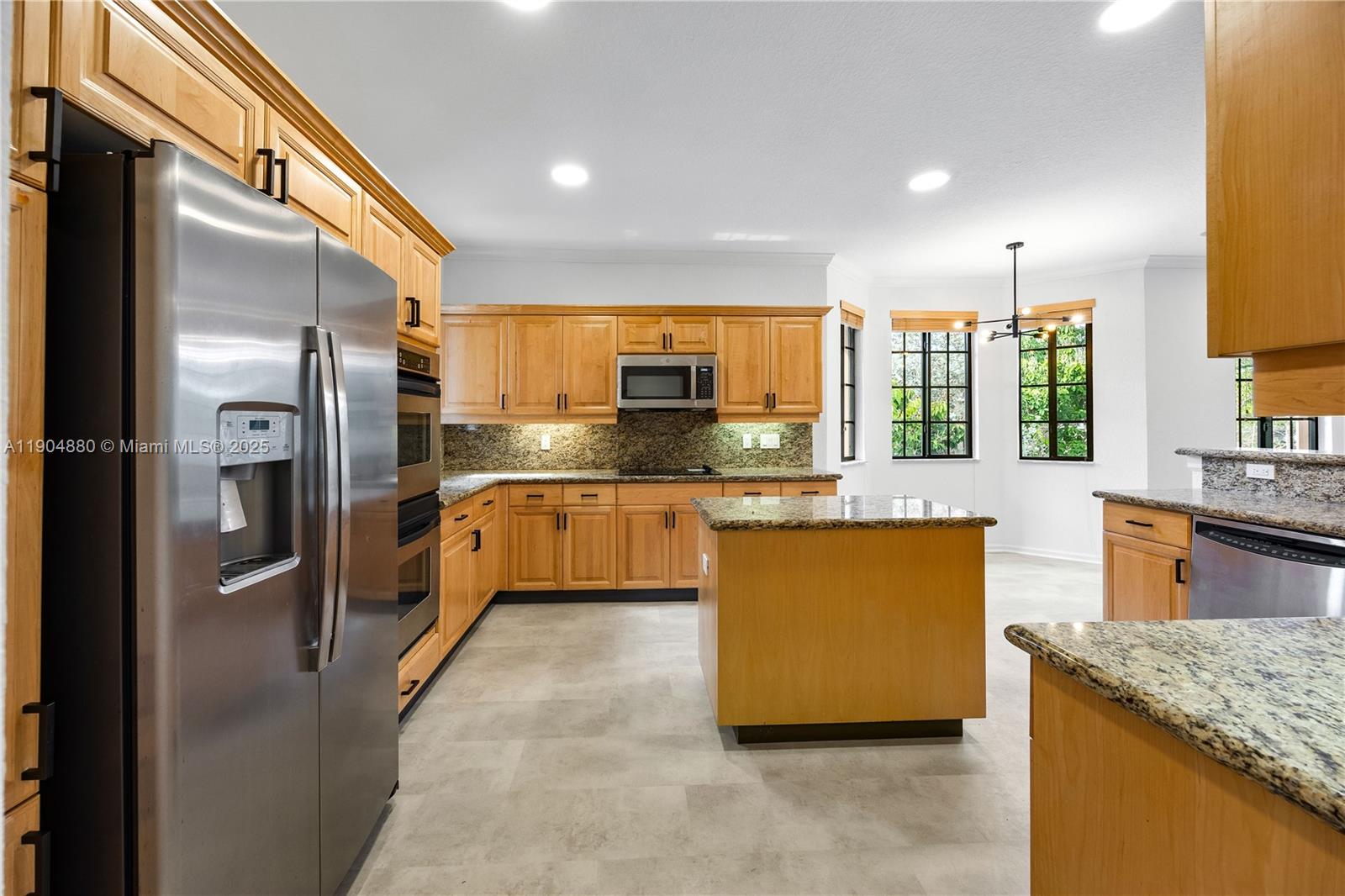 COURTSIDE AT WESTON HILLS - Residential Lease