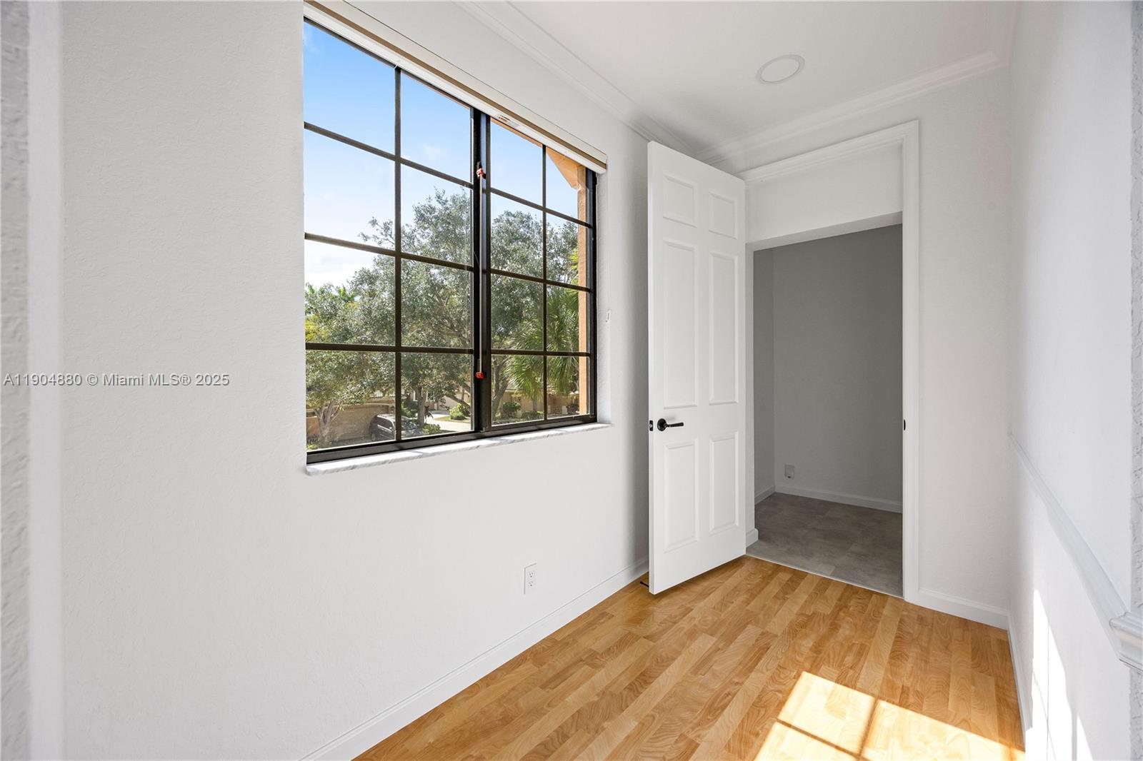 COURTSIDE AT WESTON HILLS - Residential Lease