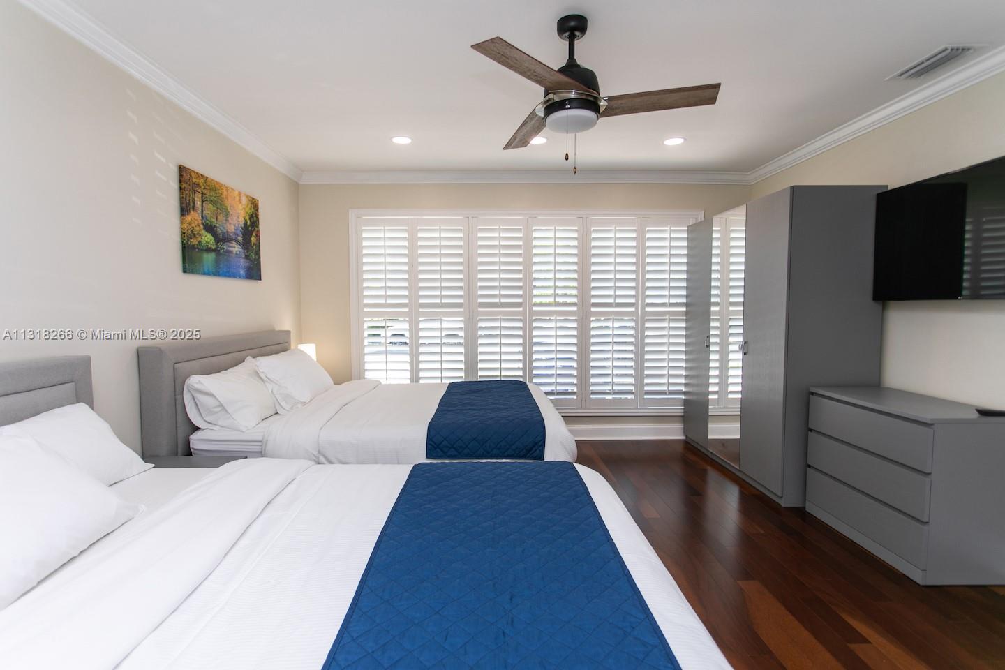 HOLLYWOOD GOLF ESTATES SE - Residential Lease