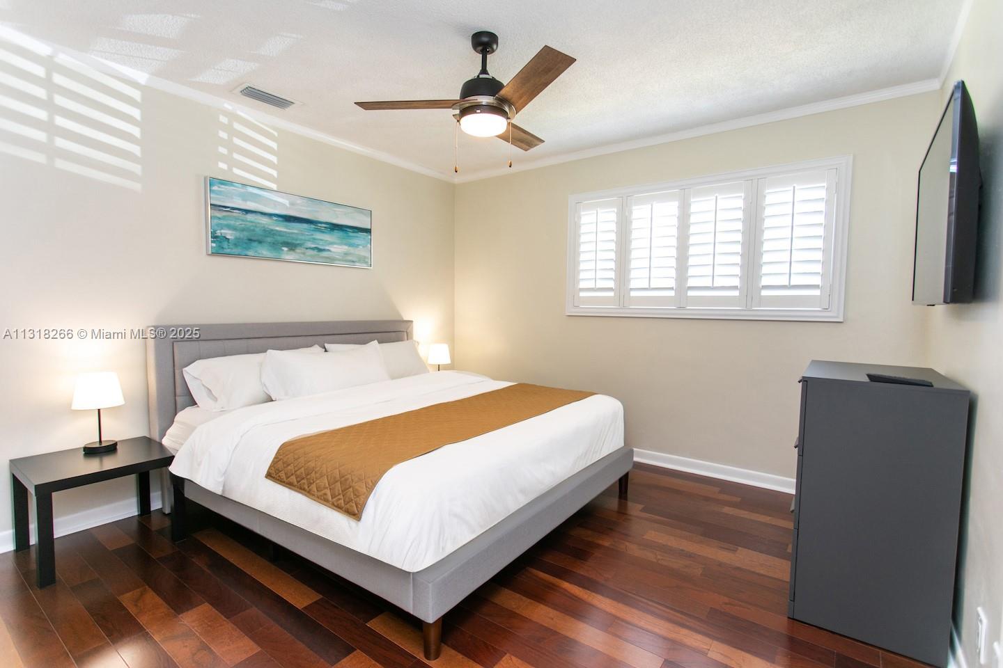 HOLLYWOOD GOLF ESTATES SE - Residential Lease