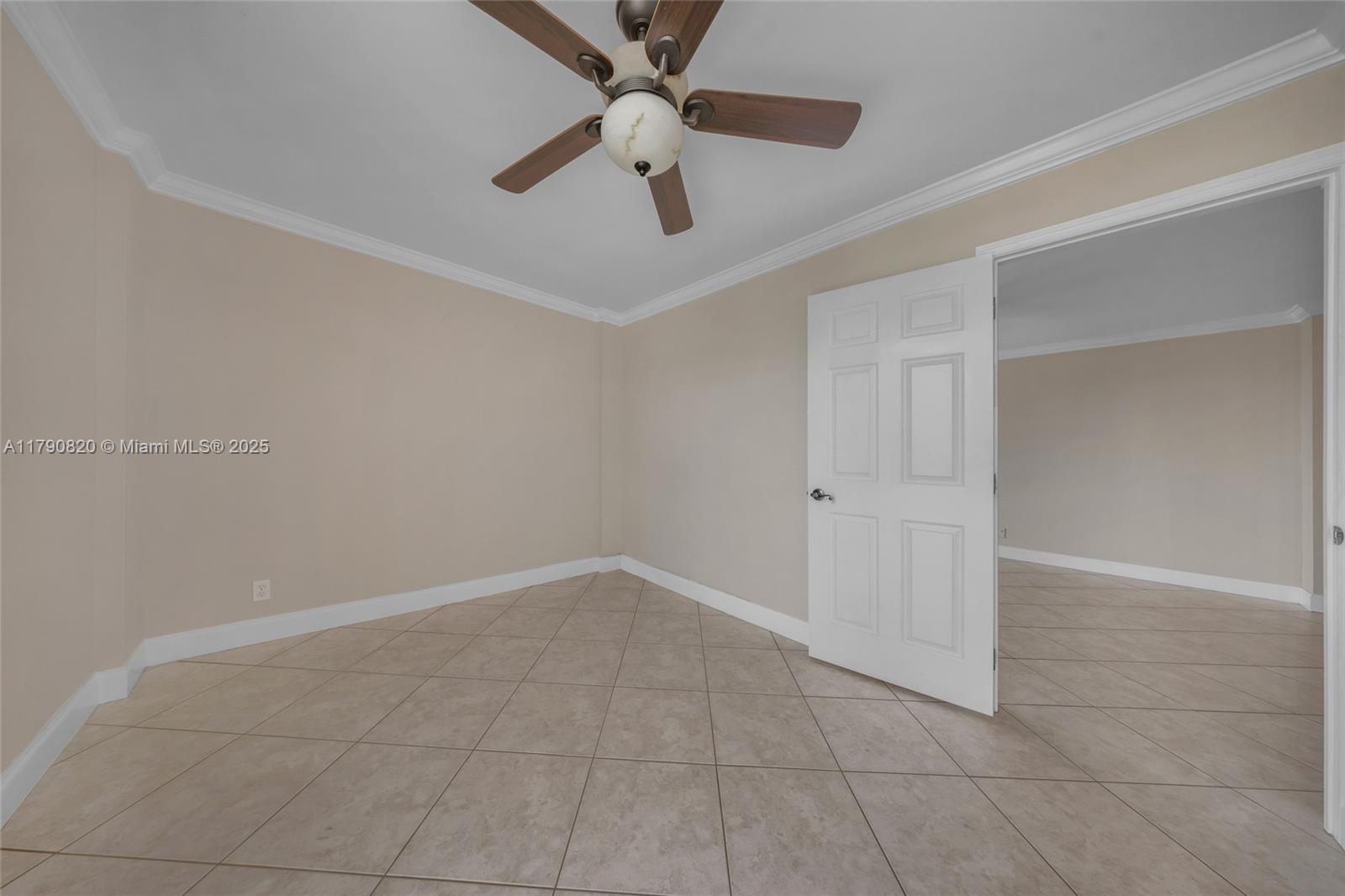 BISCAYA IV CONDO - Residential