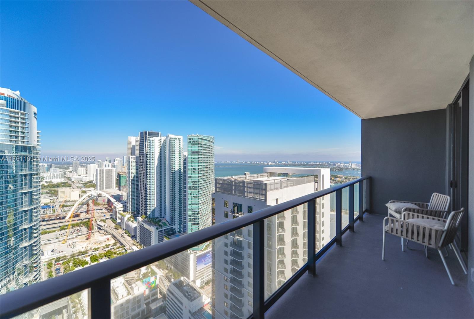 Rental Property at 601 Ne 1st Ave 4601, Miami, Broward County, Florida - Bedrooms: 2 
Bathrooms: 2  - $7,300 MO.