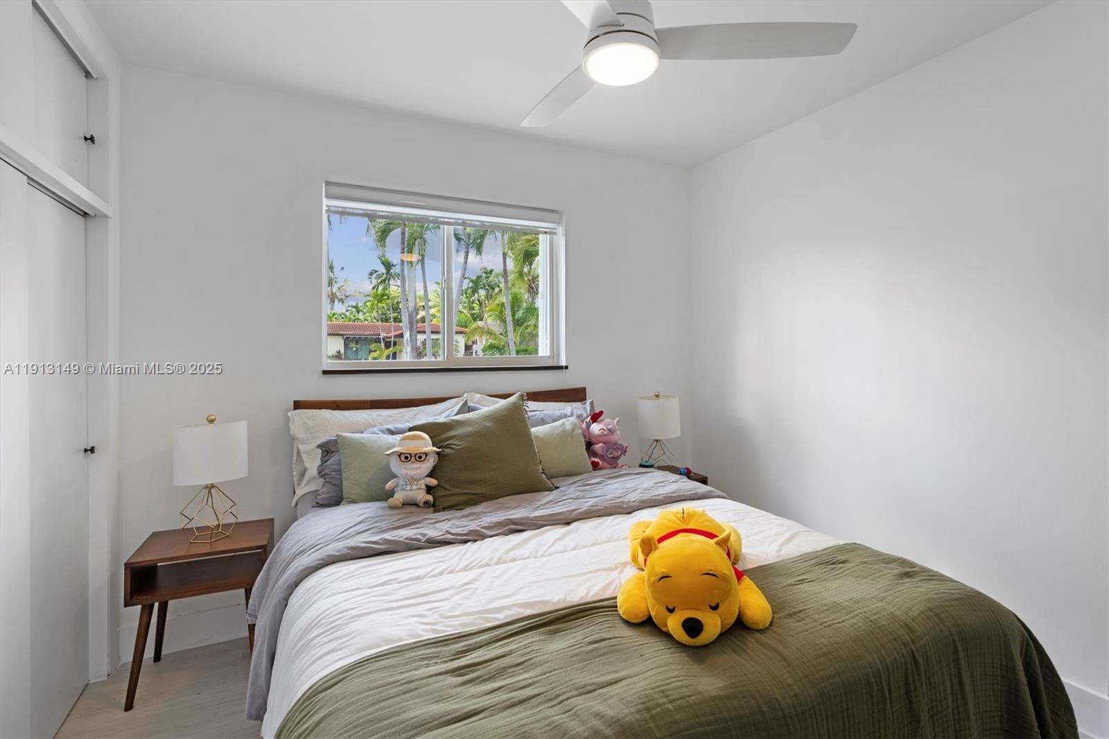 COUNTRY CLUB HOMES - Residential