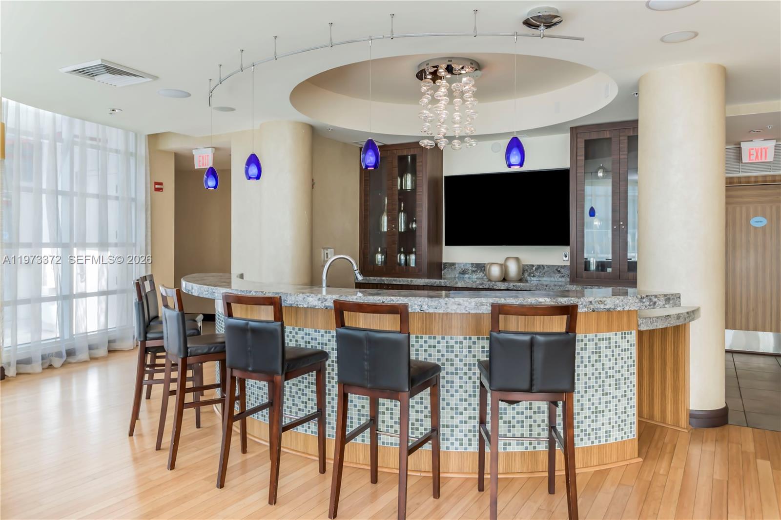 VIZCAYNE SOUTH CONDO - Residential