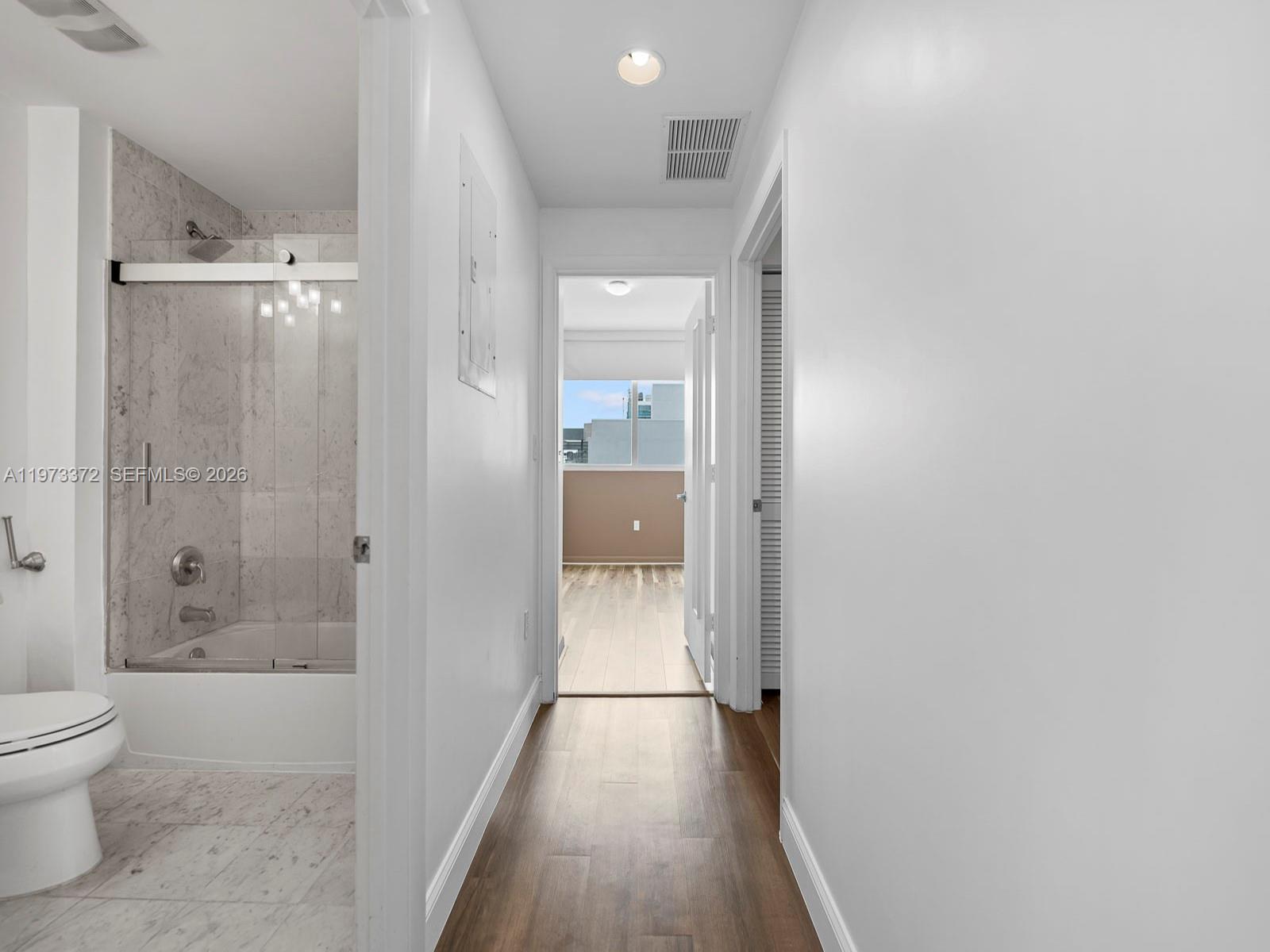 VIZCAYNE SOUTH CONDO - Residential