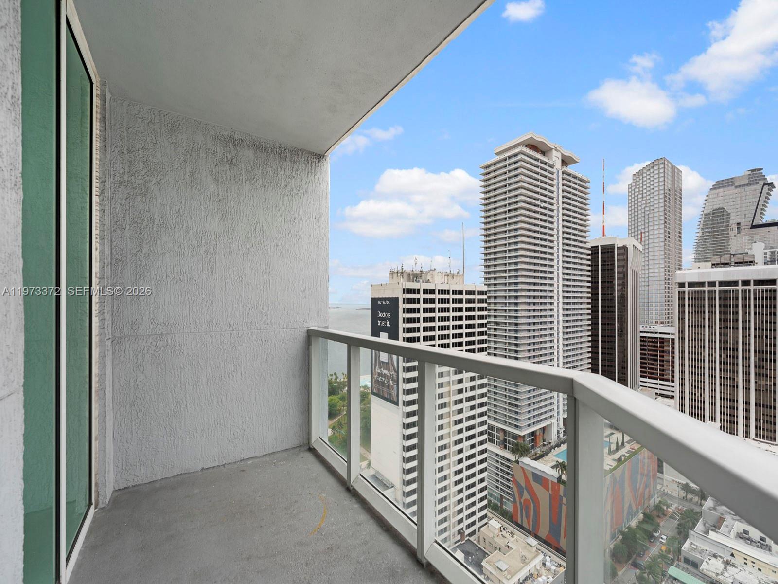 VIZCAYNE SOUTH CONDO - Residential