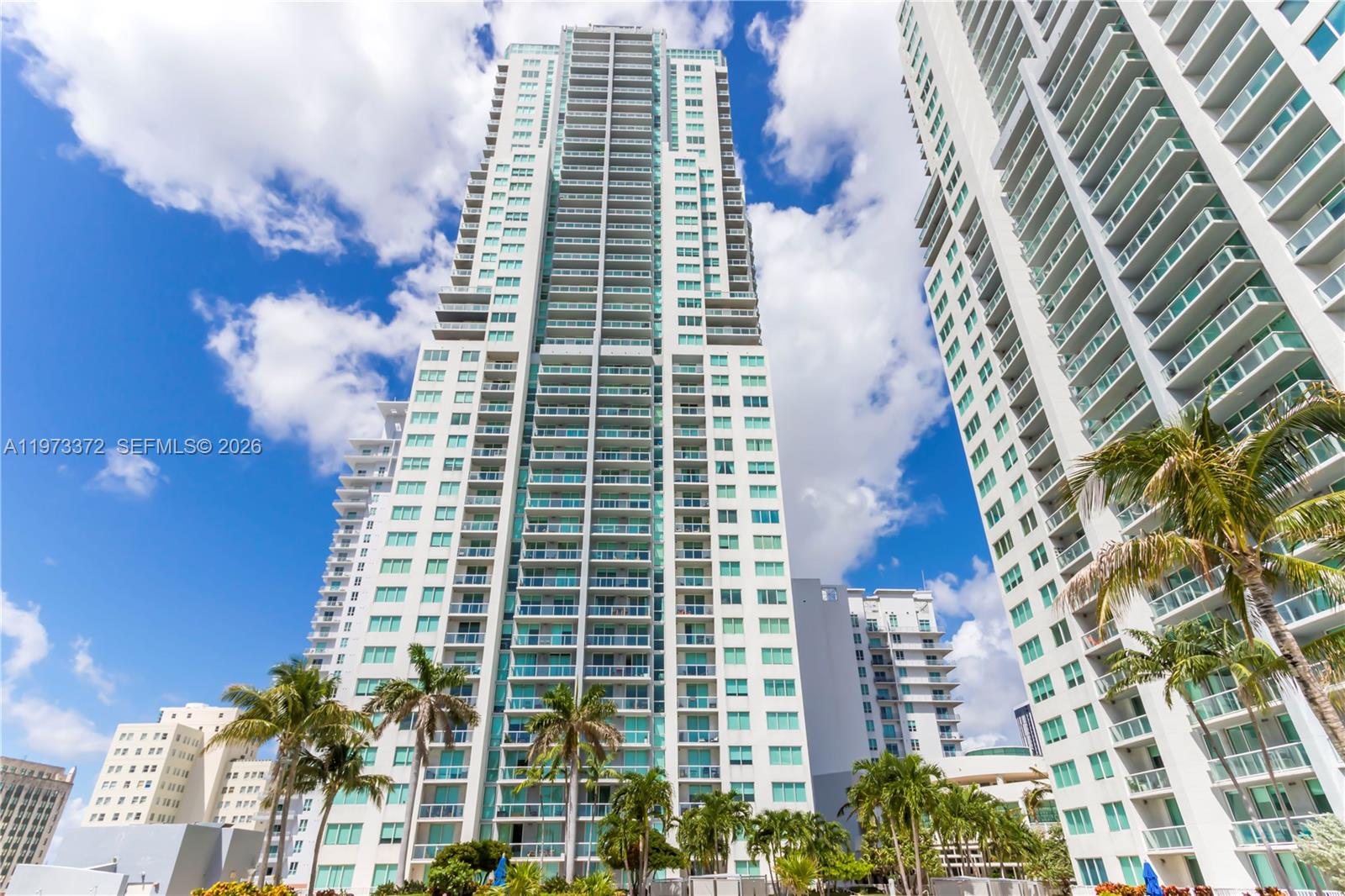 VIZCAYNE SOUTH CONDO - Residential