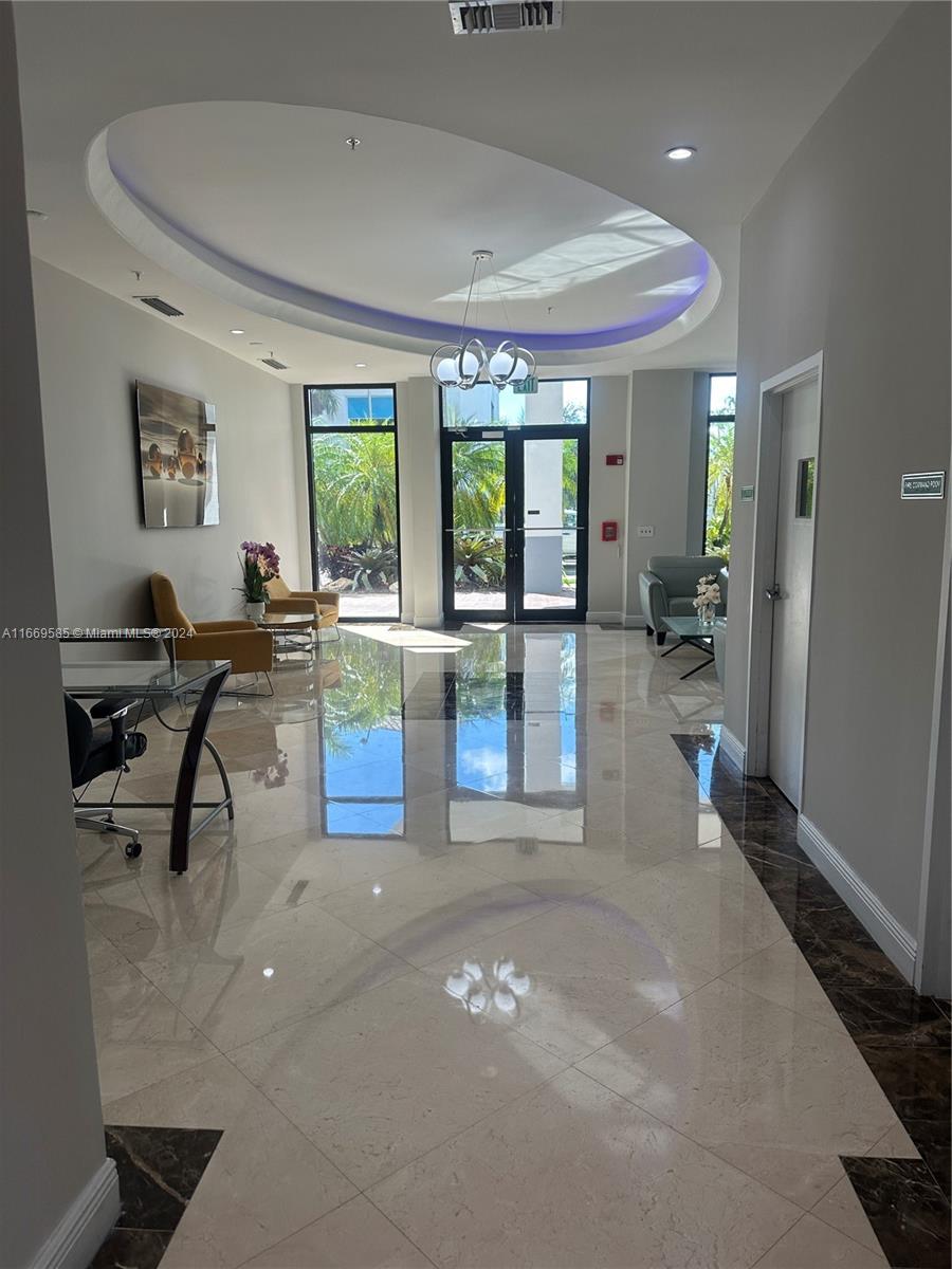 THE LUXOR RESIDENCES COND - Residential Lease