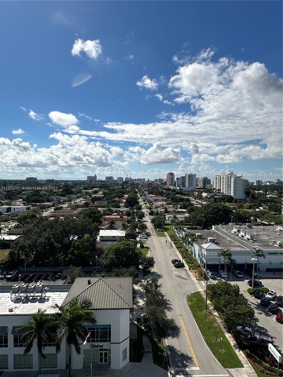 THE LUXOR RESIDENCES COND - Residential Lease