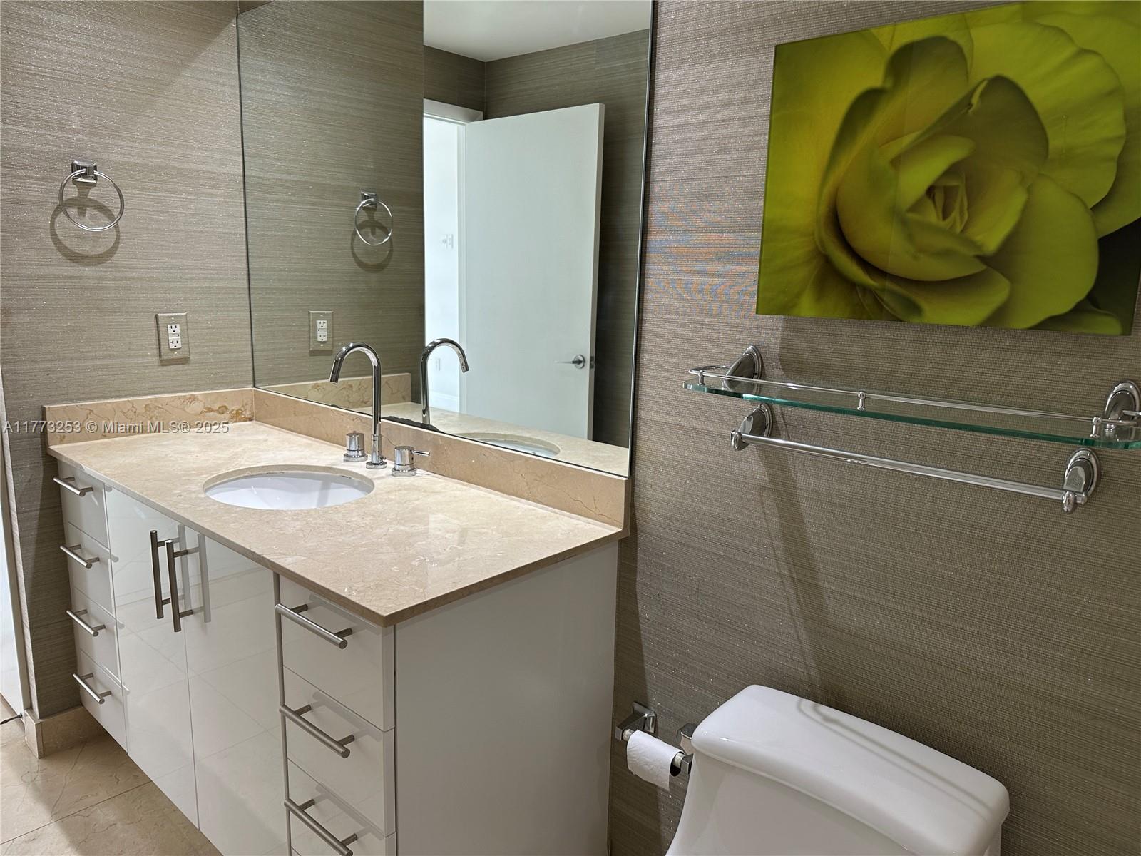 CITYPLACE SOUTH TOWER CON - Residential