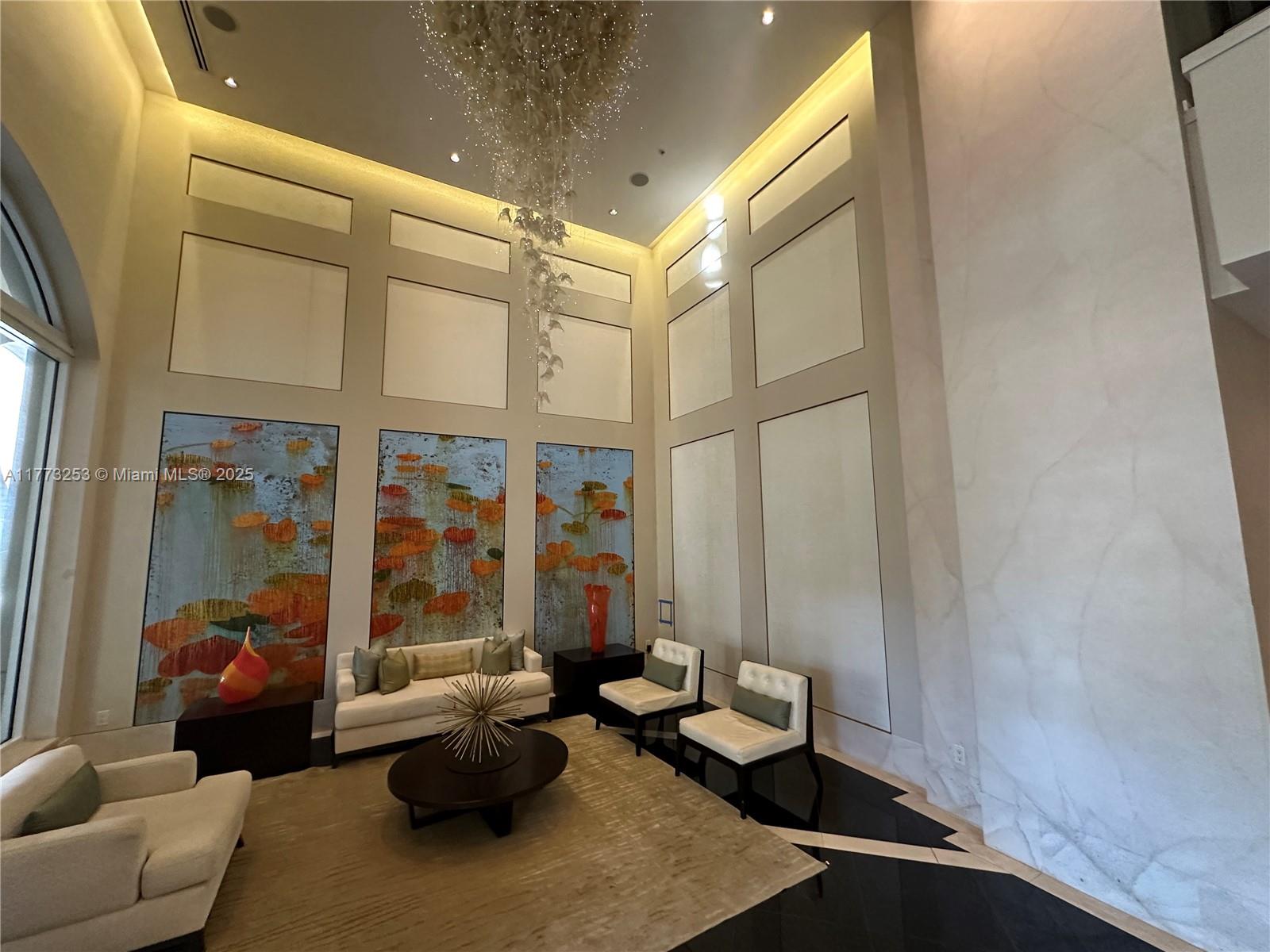CITYPLACE SOUTH TOWER CON - Residential