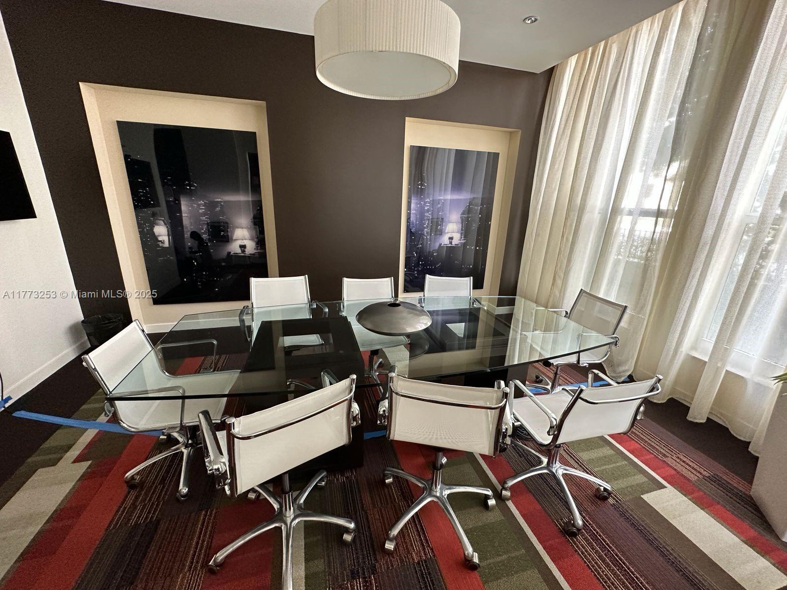 CITYPLACE SOUTH TOWER CON - Residential