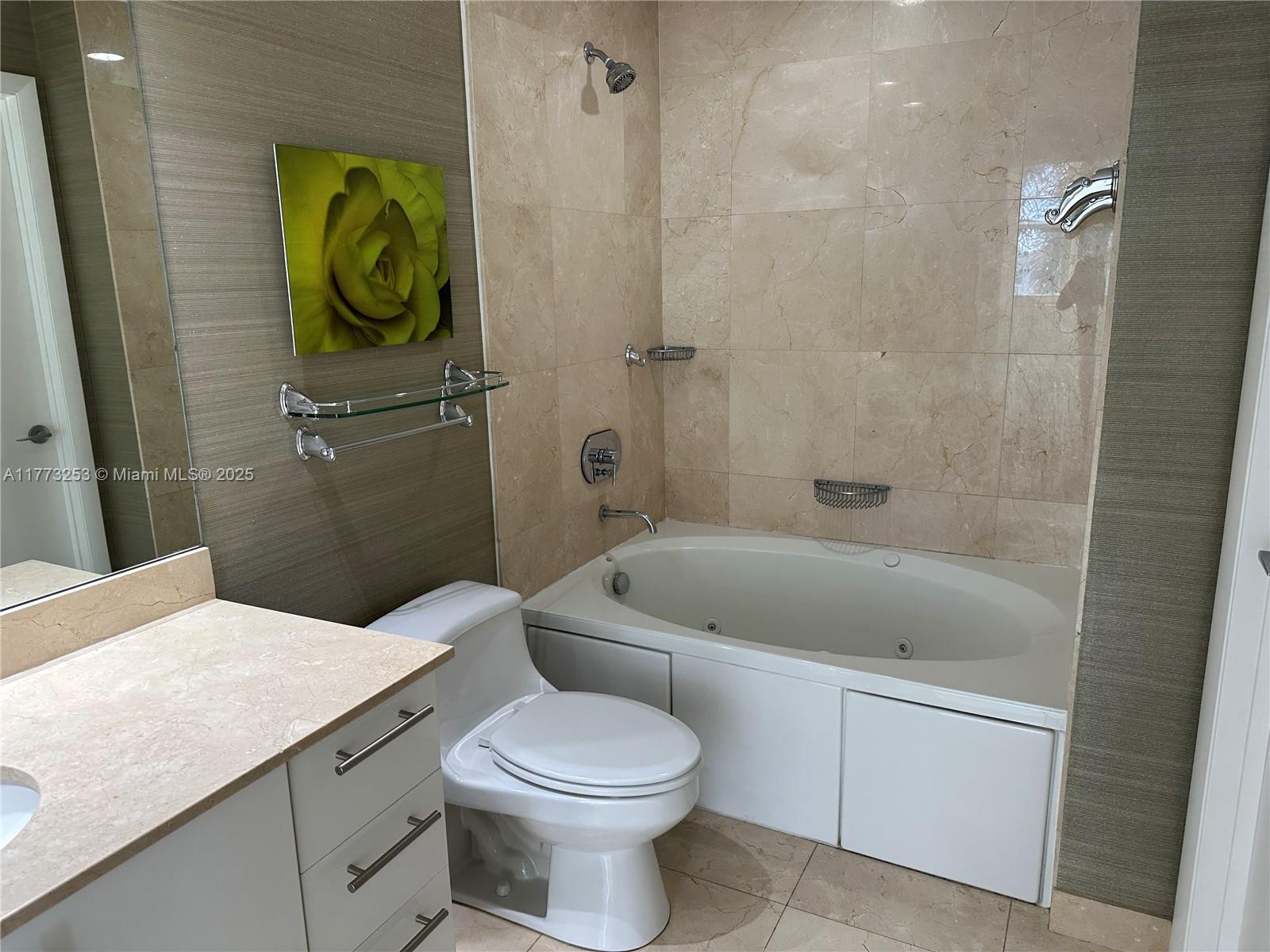 CITYPLACE SOUTH TOWER CON - Residential