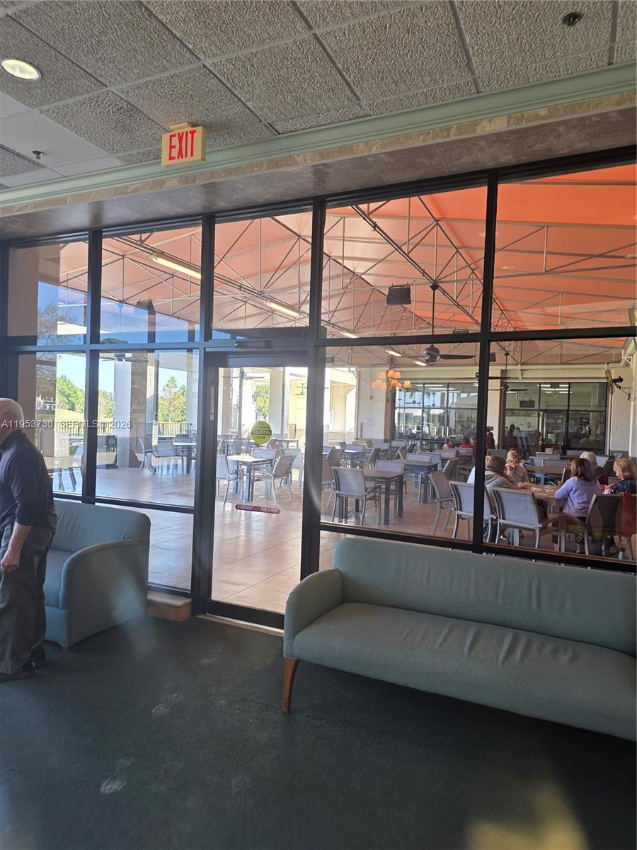 NASSAU VILLAGE WYNMOOR CO - Residential