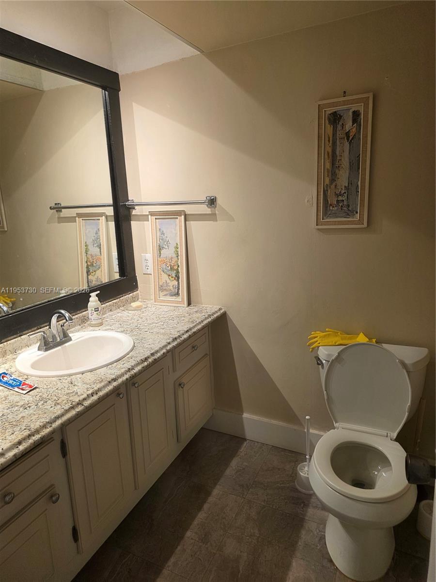 NASSAU VILLAGE WYNMOOR CO - Residential