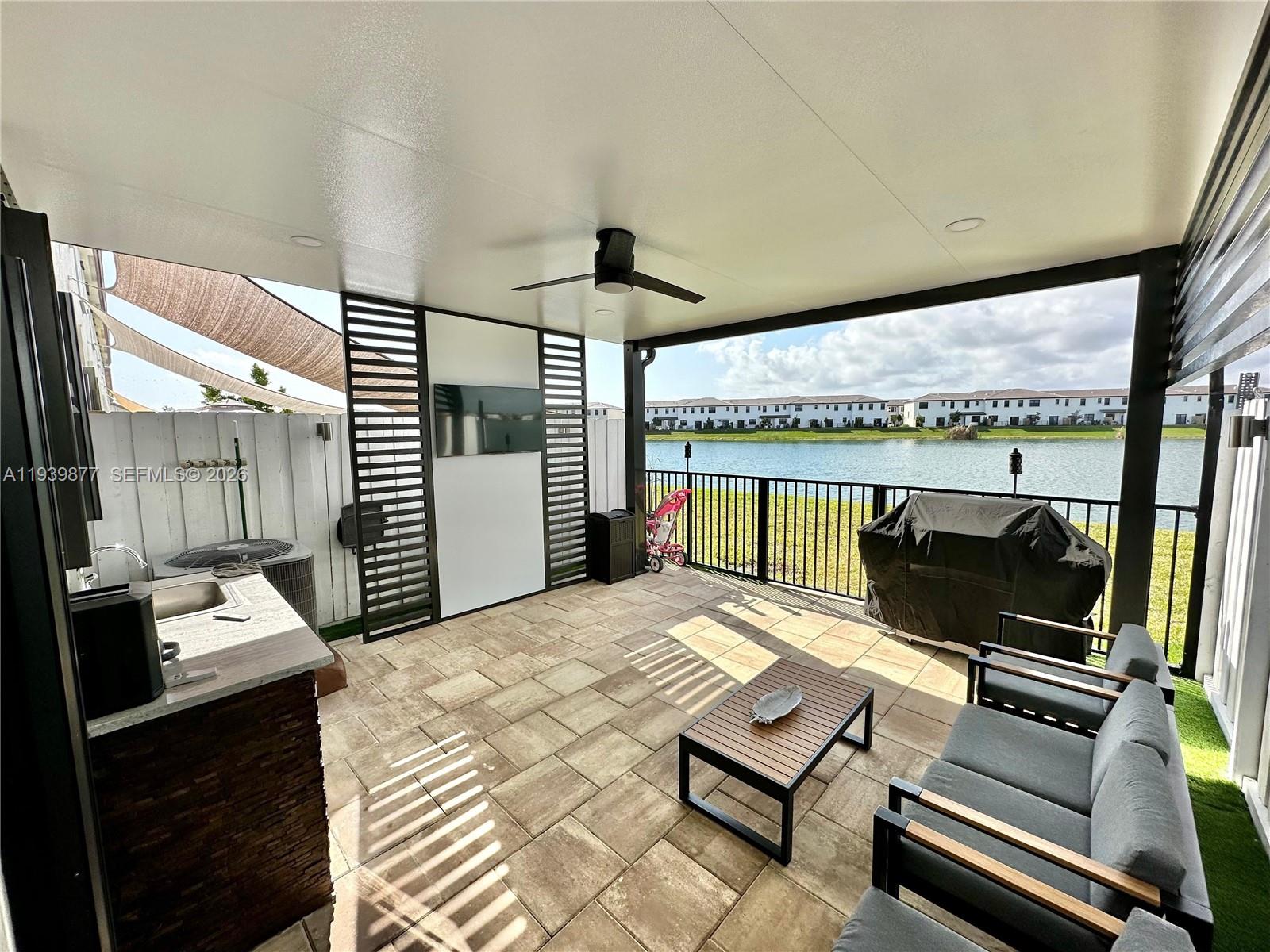 ENCLAVE SOUTH PHASE 2 - Residential