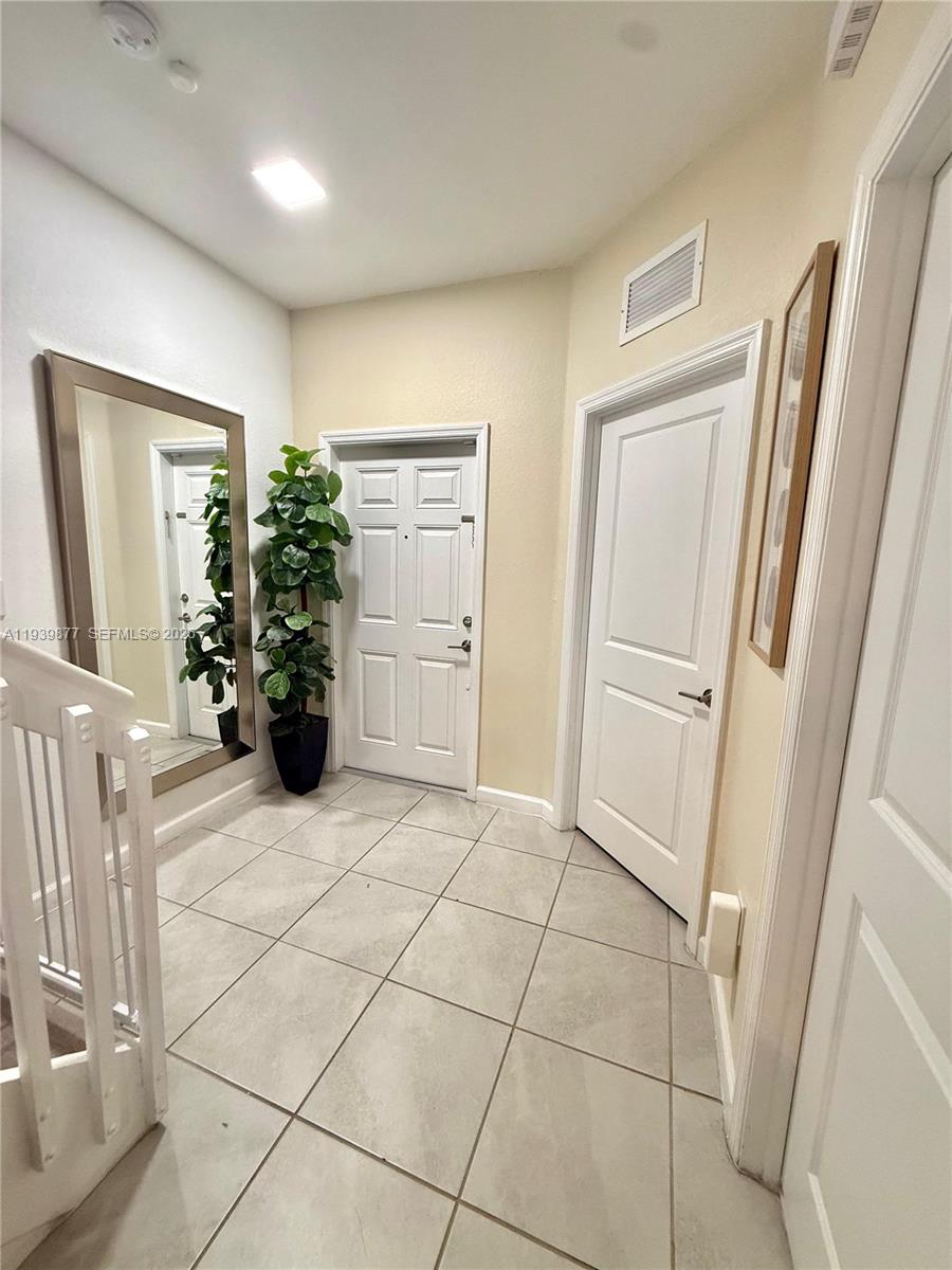 ENCLAVE SOUTH PHASE 2 - Residential