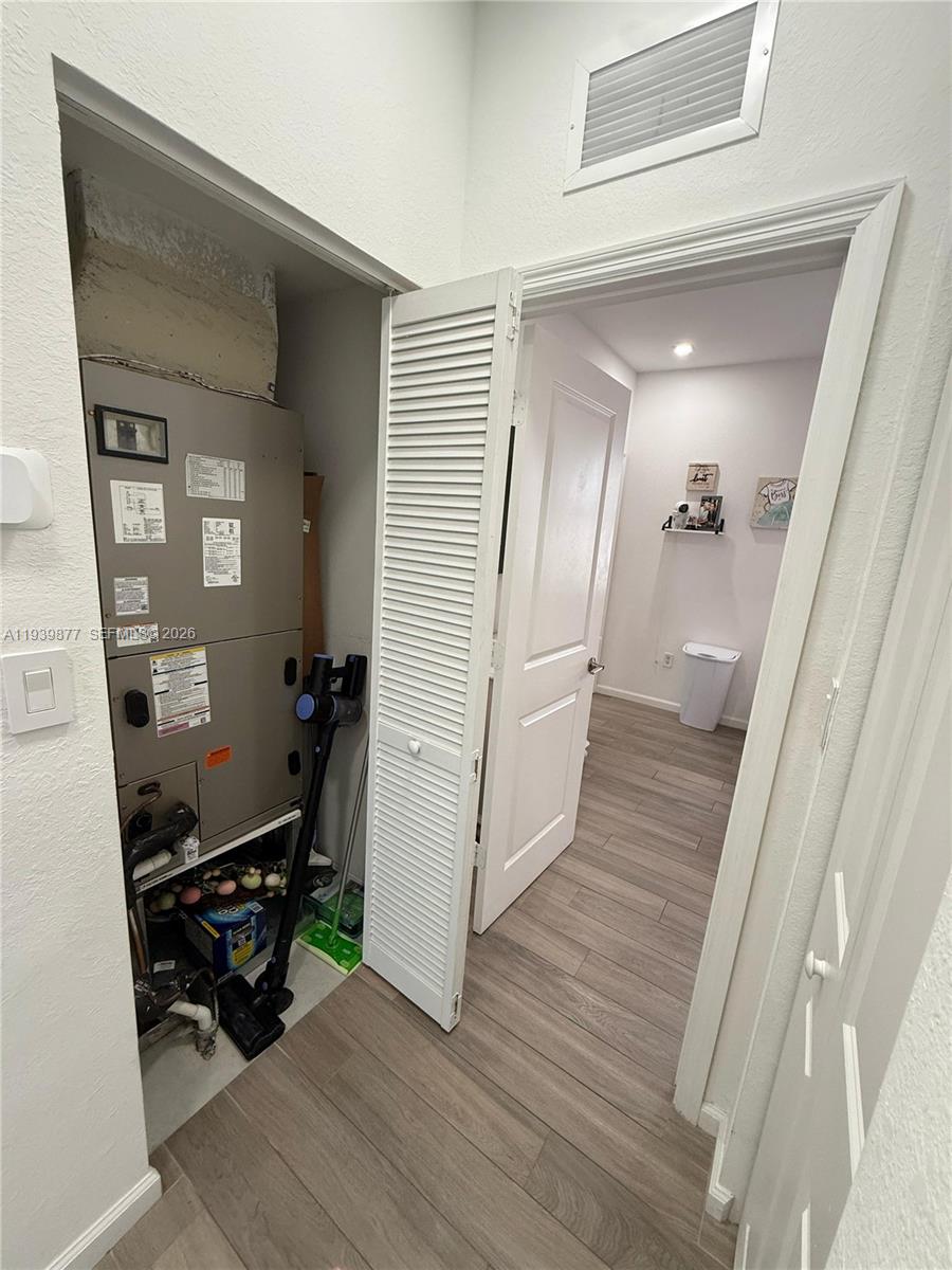 ENCLAVE SOUTH PHASE 2 - Residential