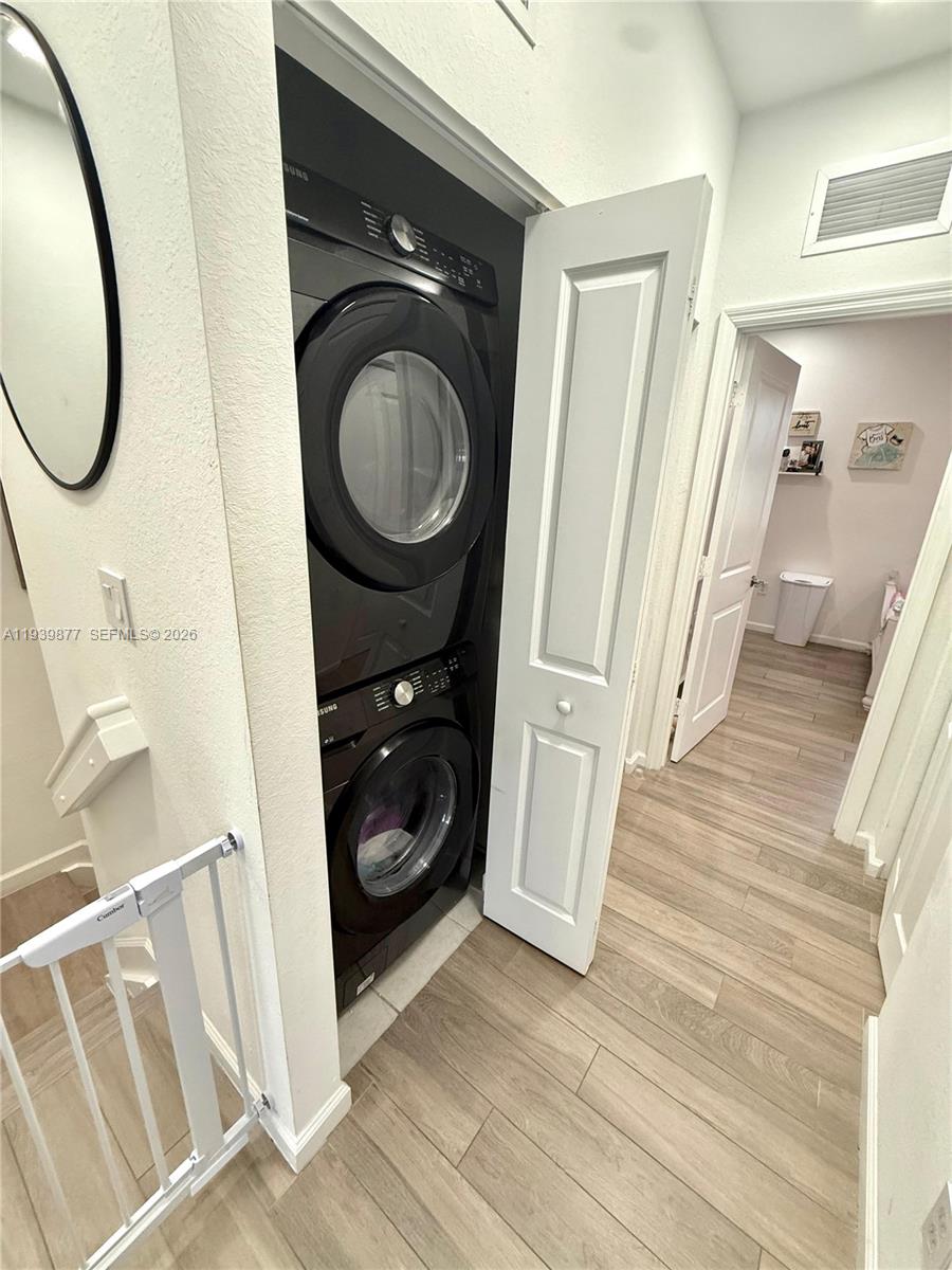 ENCLAVE SOUTH PHASE 2 - Residential