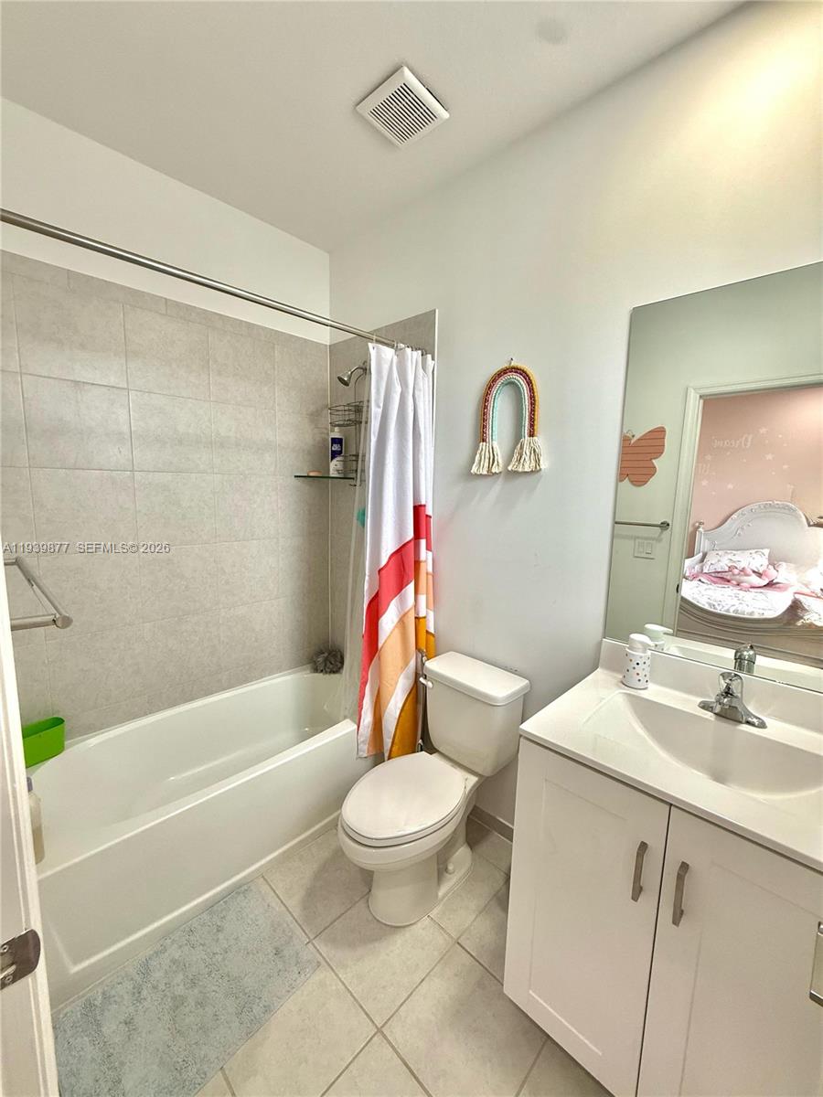 ENCLAVE SOUTH PHASE 2 - Residential