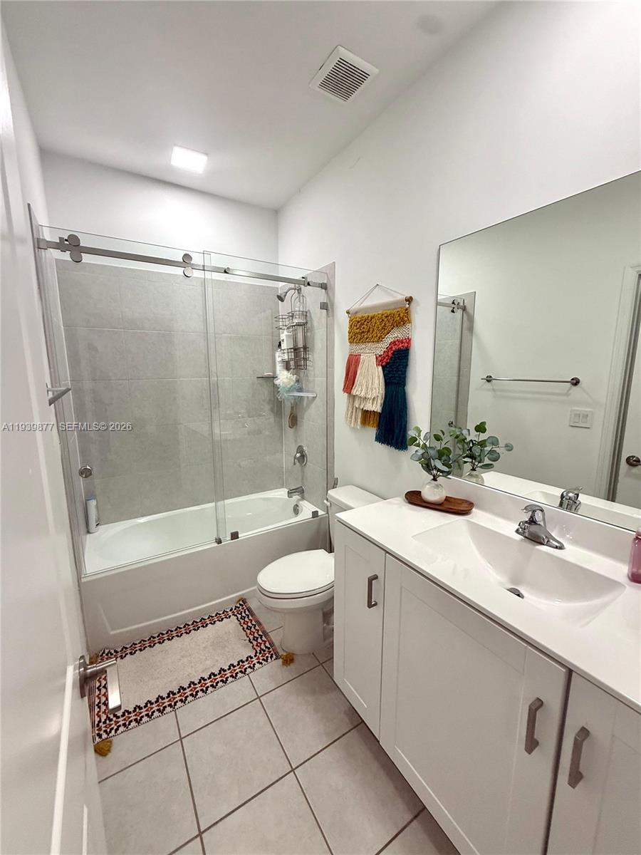 ENCLAVE SOUTH PHASE 2 - Residential