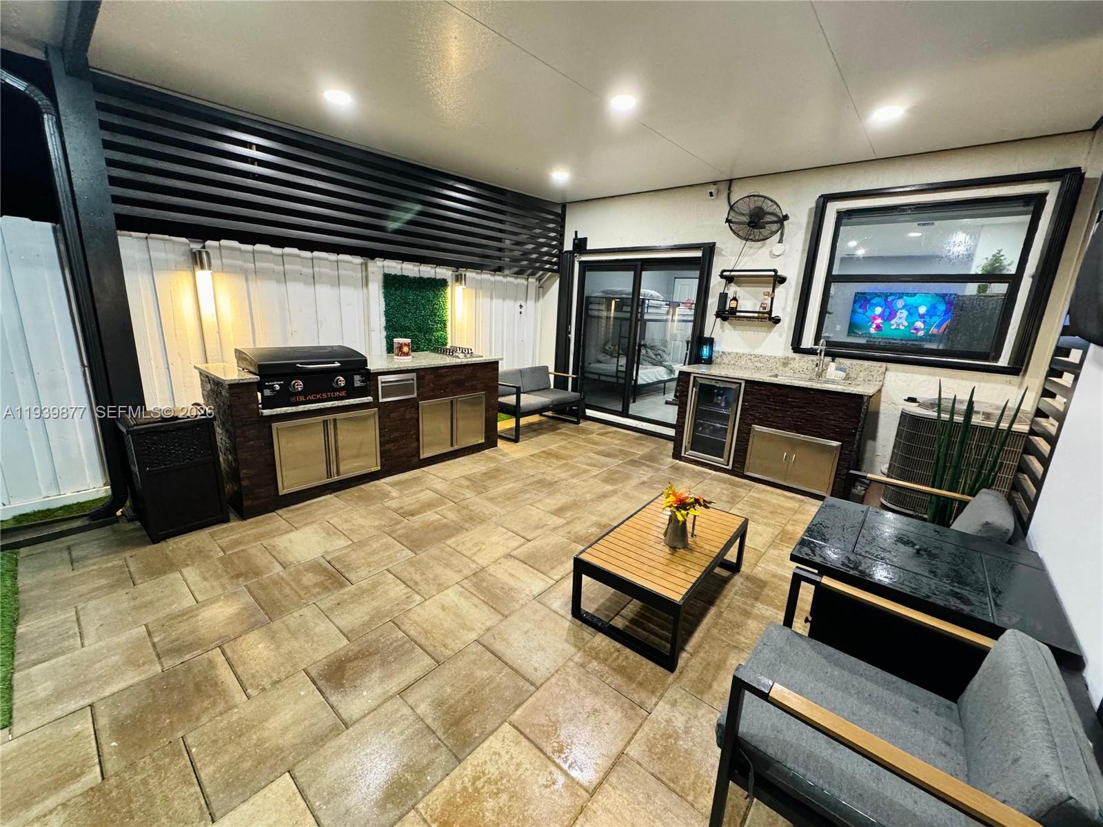 ENCLAVE SOUTH PHASE 2 - Residential